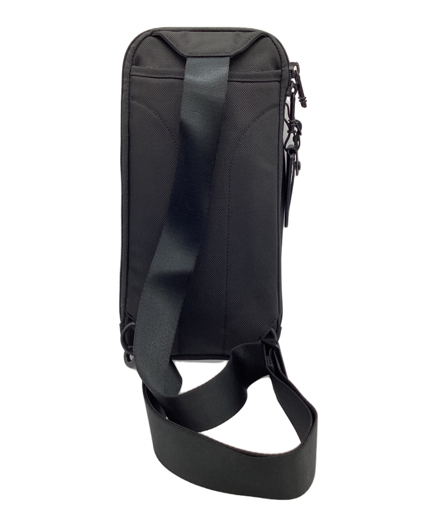 【未使用】TUMI Voyageur ミラ スモールスリングバッグ ボディバッグ 中古・古着通販】TUMI (トゥミ) Compact Sling（コンパクト スリング