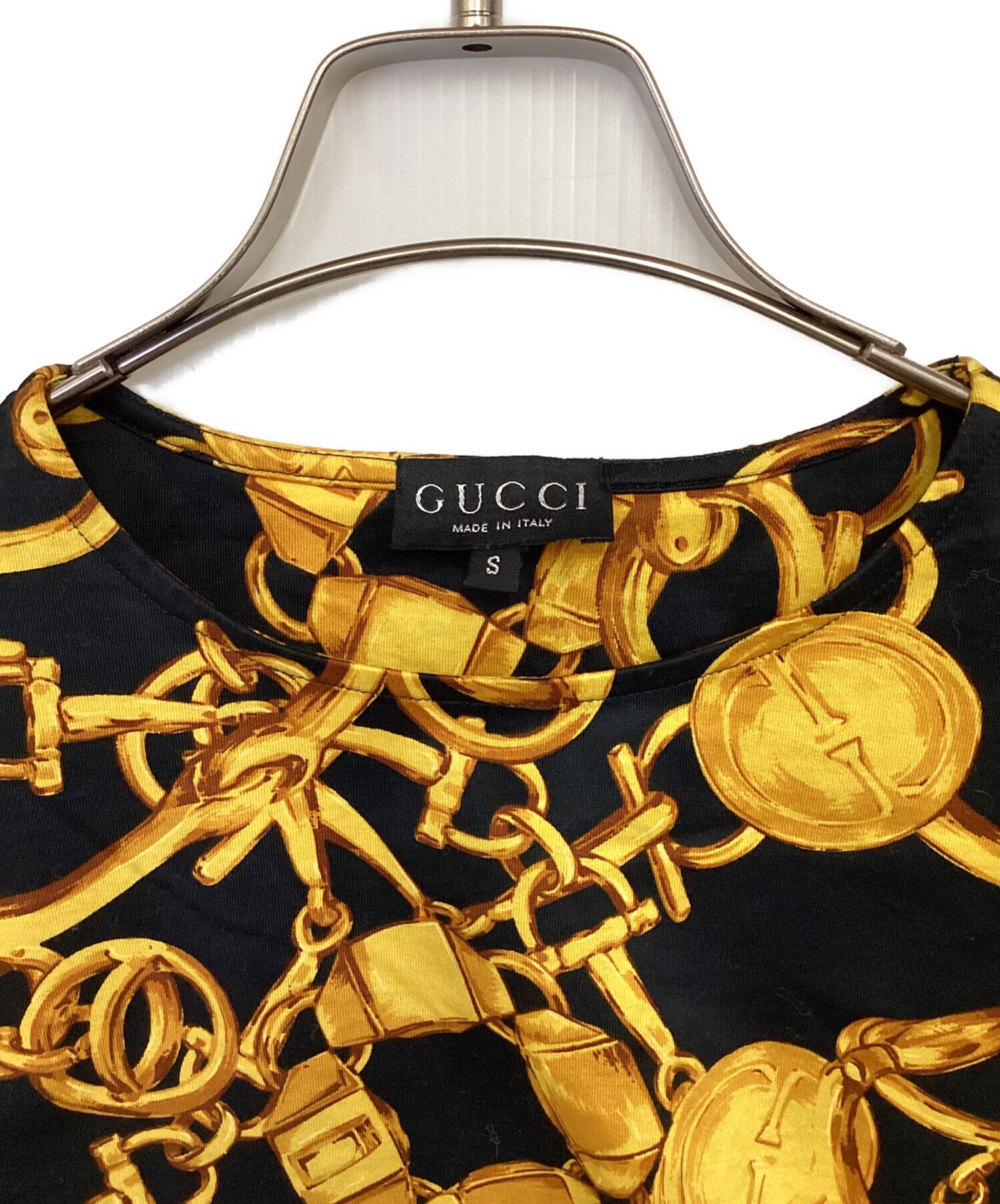 美品 GUCCI Disney スクエア アクセサリートレー イエロー ブラック 中古・古着通販】GUCCI (グッチ) チェーン柄 カットソー ブラック