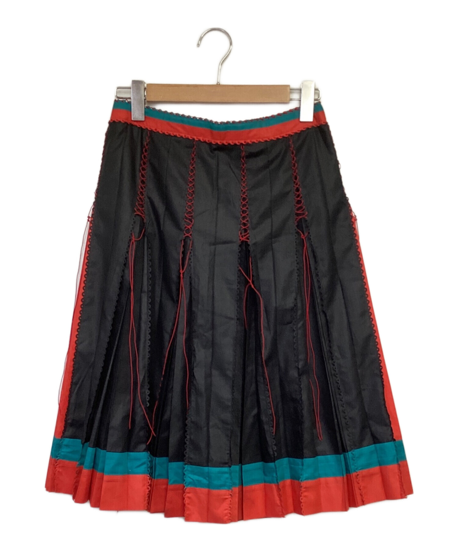 イッセイミヤケ　スカート 中古・古着通販】ISSEY MIYAKE FETE (イッセイミヤケフェット