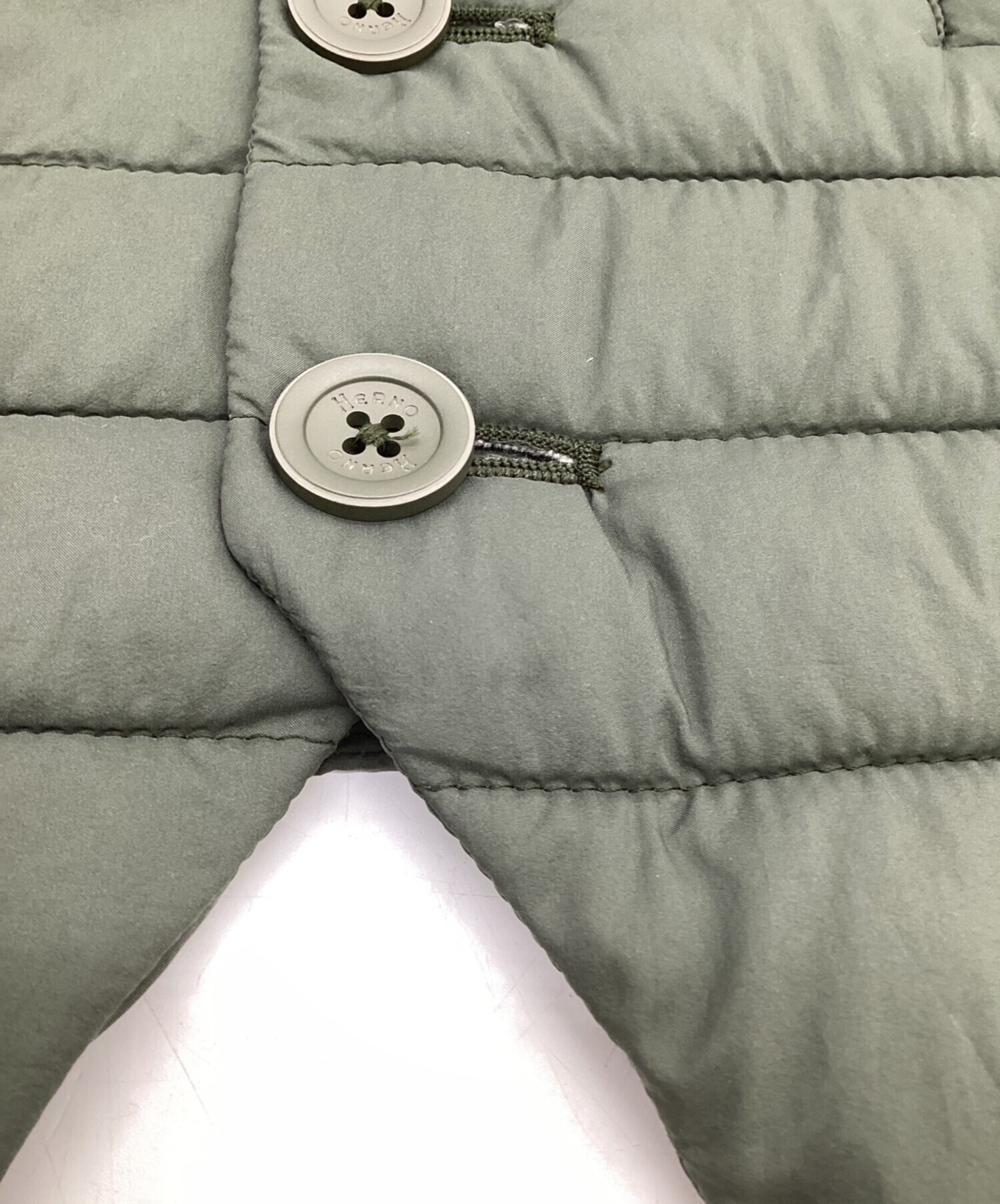 ヘルノ Herno トレーナー カーキ48 中古・古着通販】HERNO (ヘルノ) 中綿ベスト カーキ サイズ:48