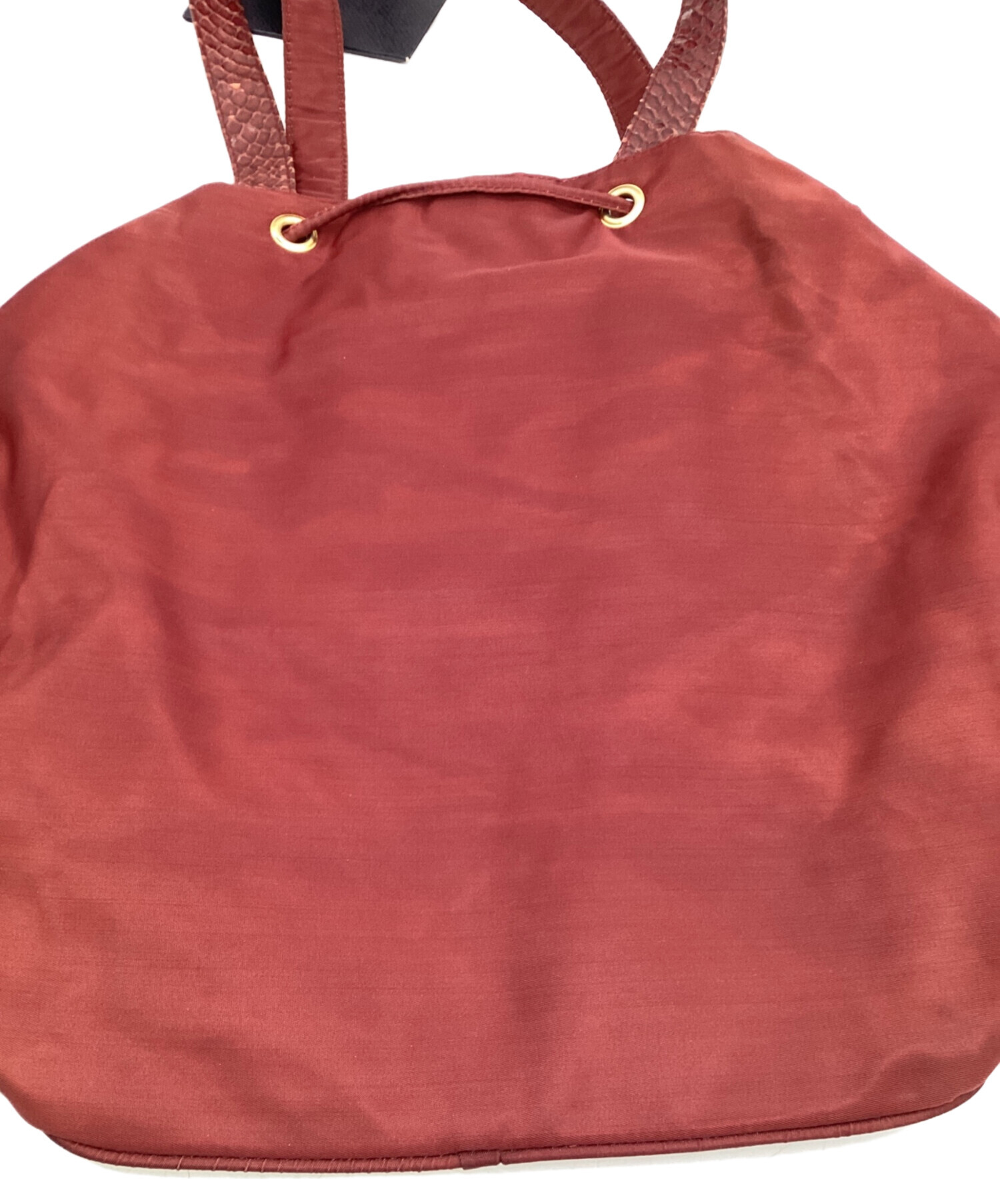 中古・古着通販】PRADA (プラダ) ワンショルダー巾着バッグ レッド