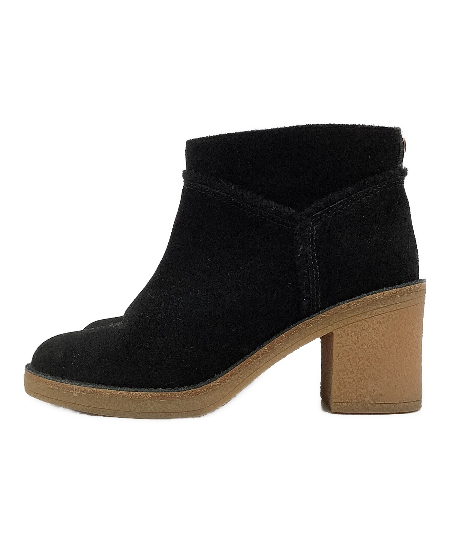 中古・古着通販】UGG (アグ) ショートヒールブーツ KASEN 中古・古着通販】UGG (アグ) ショートヒールブーツ KASEN
