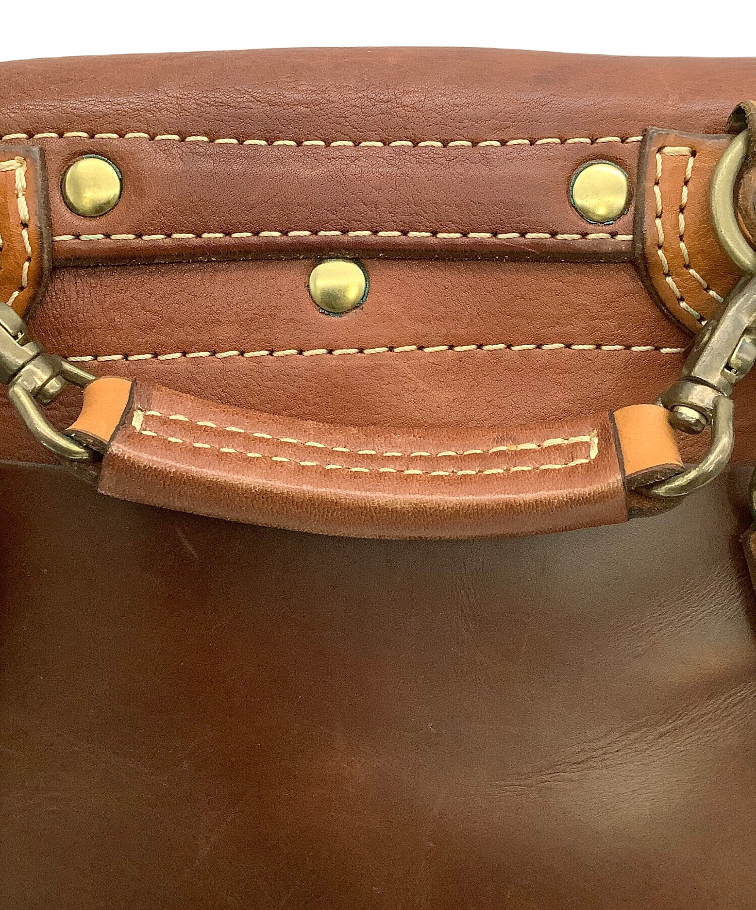 未使用級 HERZ ショルダー バッグ ポーチ レザー 革 フラップ 赤茶 未使用級 HERZ ショルダー バッグ ポーチ レザー 革 フラップ 赤