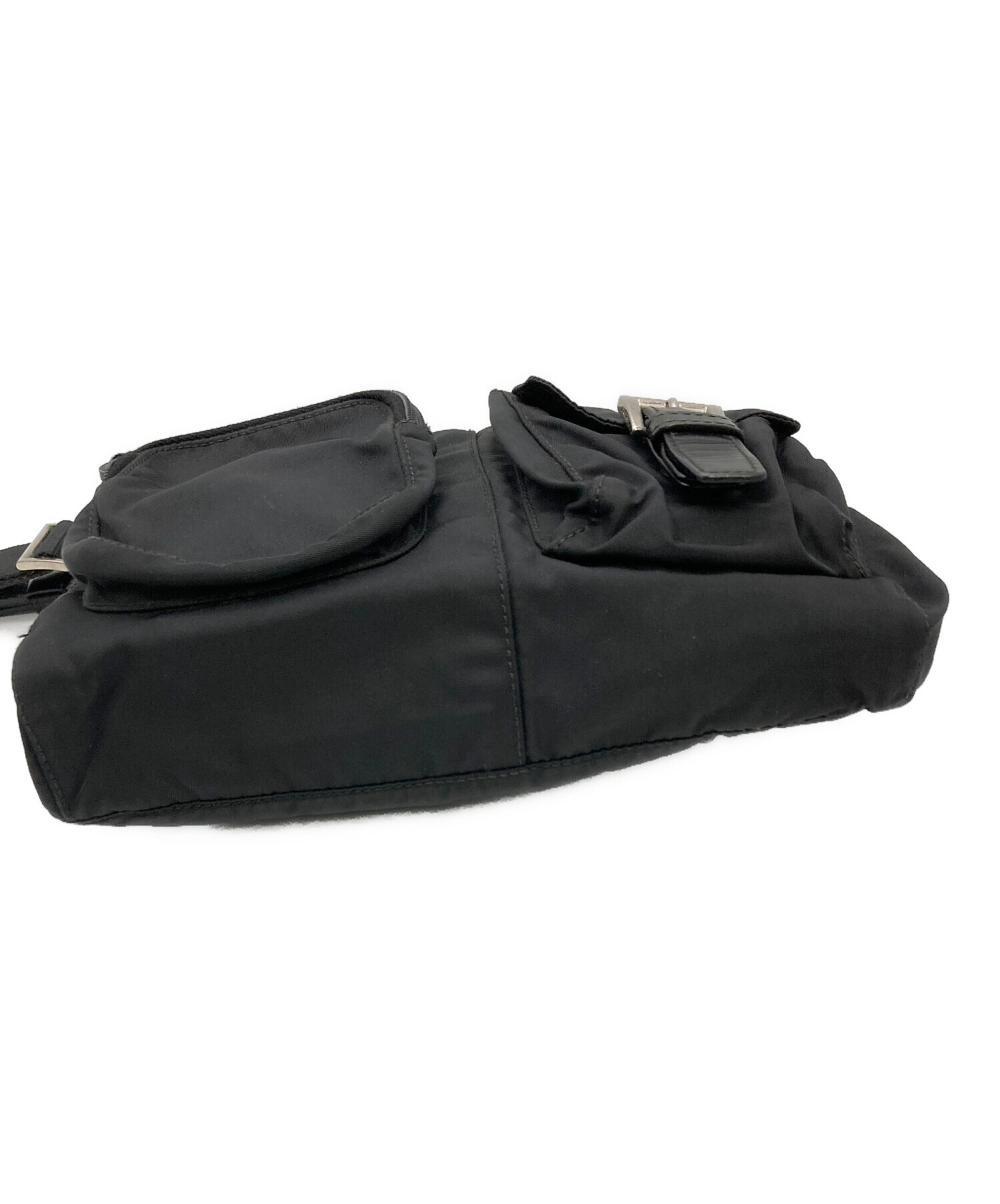 中古・古着通販】PRADA (プラダ) ウエストバッグ VELA BM0011 ブラック