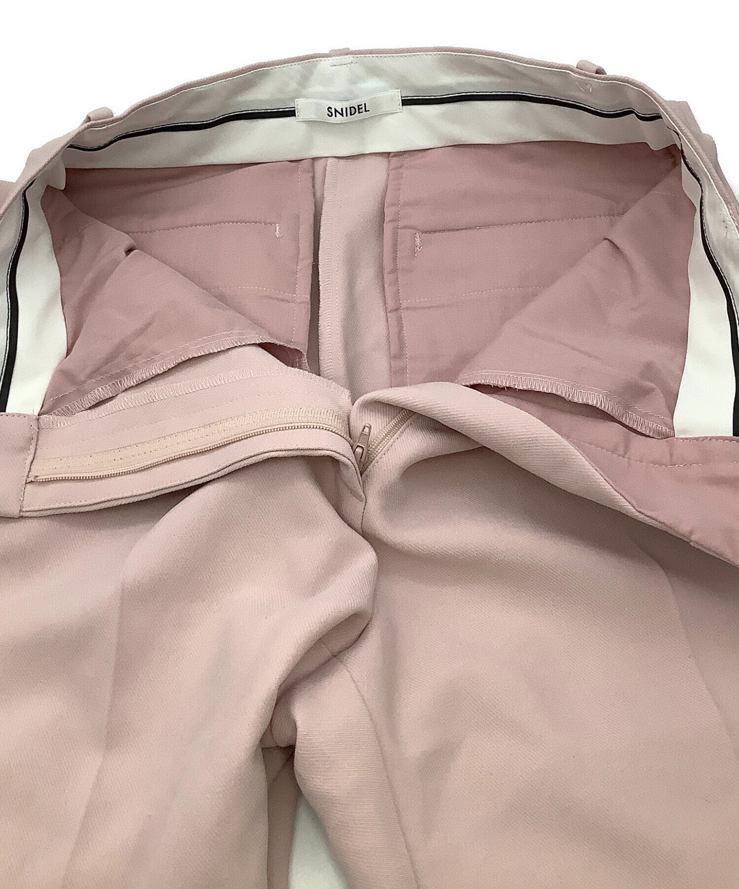 中古・古着通販】Snidel (スナイデル) パンツ 美脚ストレッチパンツ
