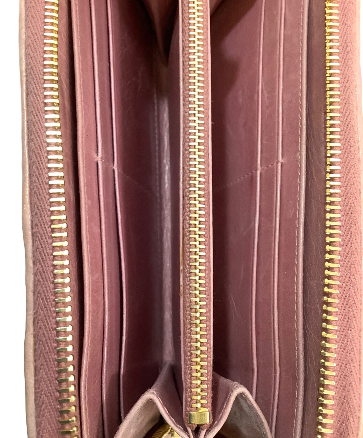 中古・古着通販】MIU MIU (ミュウミュウ) ラウンドファスナー財布