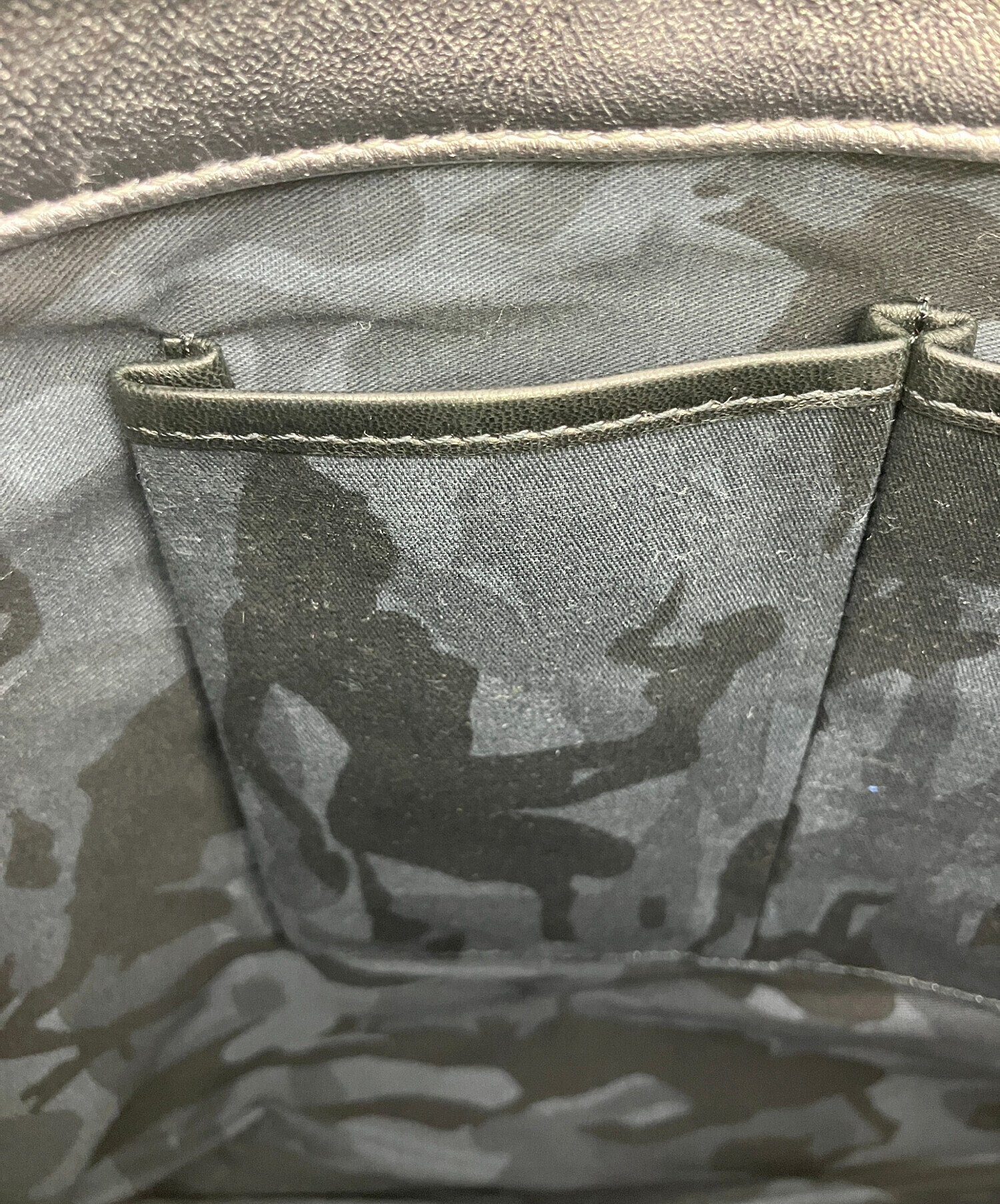 中古・古着通販】JIMMY CHOO (ジミーチュウ) スタッズクラッチバッグ