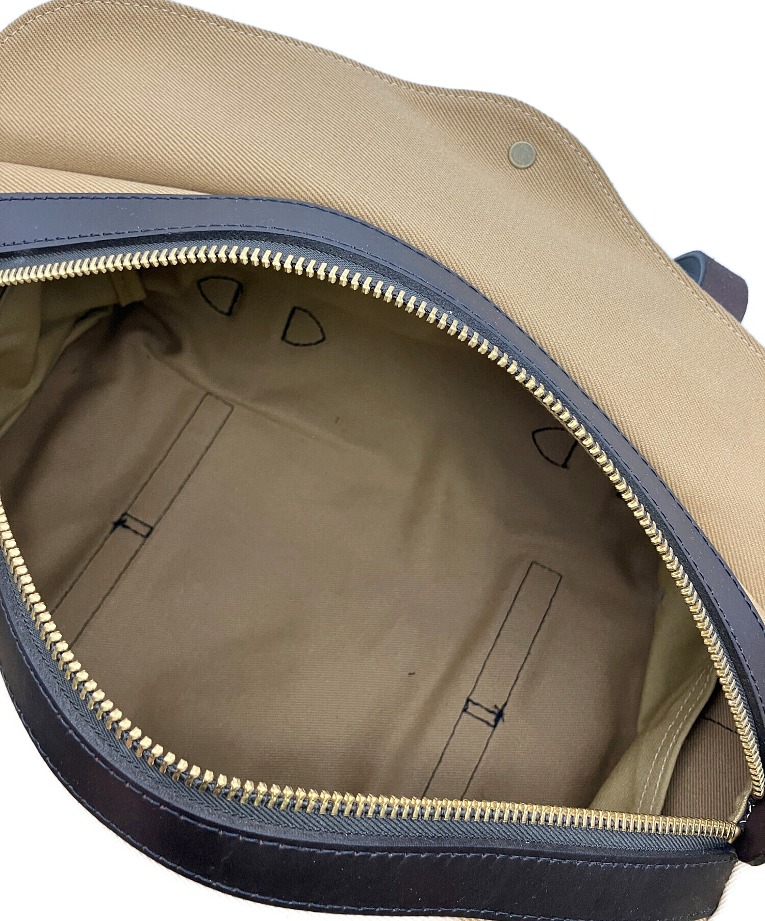 廃盤レア美品 FILSON Duffel Bag フィルソン ダッフル バッグ 中古・古着通販】FILSON (フィルソン) ダッフルバッグ SMALL RUGGED