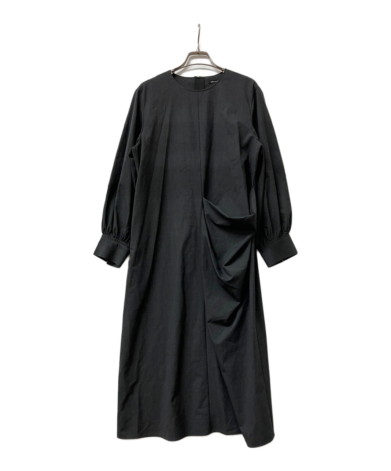 【中古】 風流使者 中古・古着通販】23区 (ニジュウサンク) 長袖ワンピース グレー サイズ
