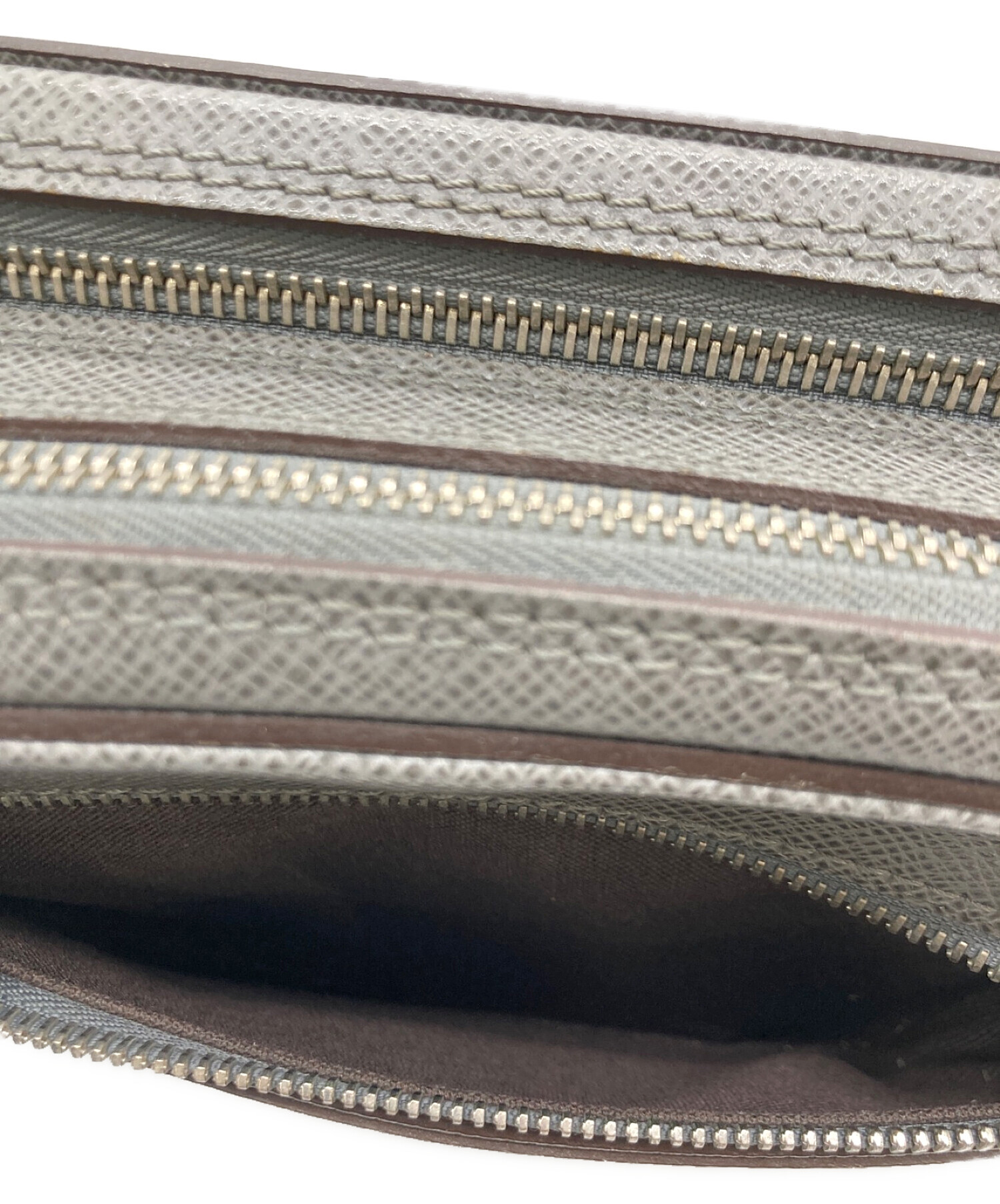 希少美中古□LOUIS VUITTON タイガ ネオパヴェル レザー セカンド 