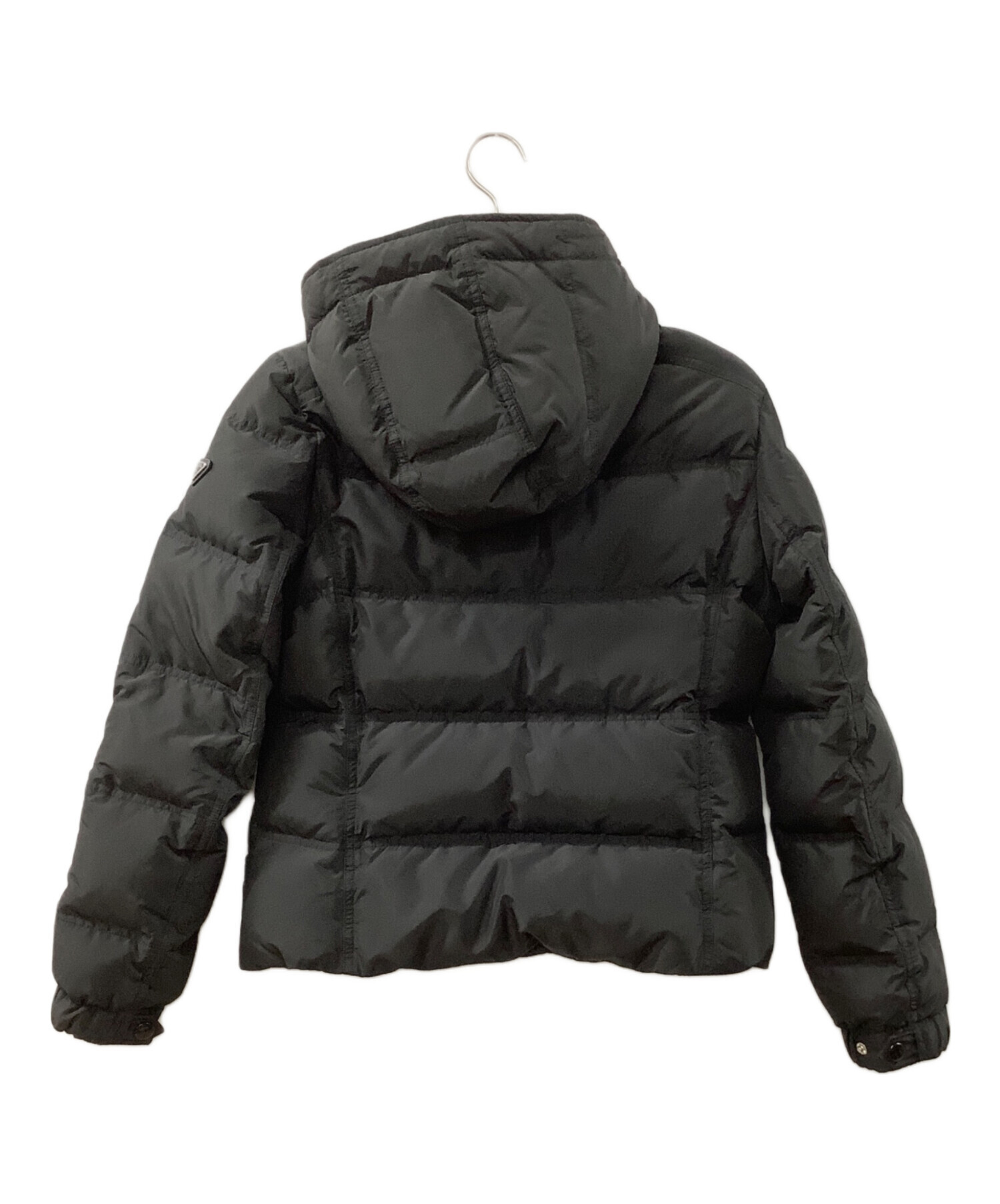 PRADA ブラック ダウンジャケット サイズ40中古・古着通販】PRADA 
