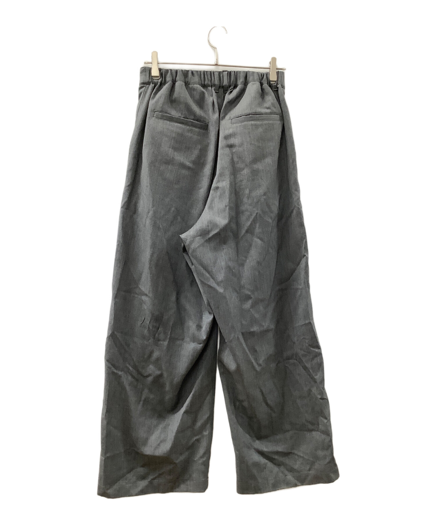 中古・古着通販】juha (ユハ) 2TUCK WIDE EASY PANTS グレー サイズ:3