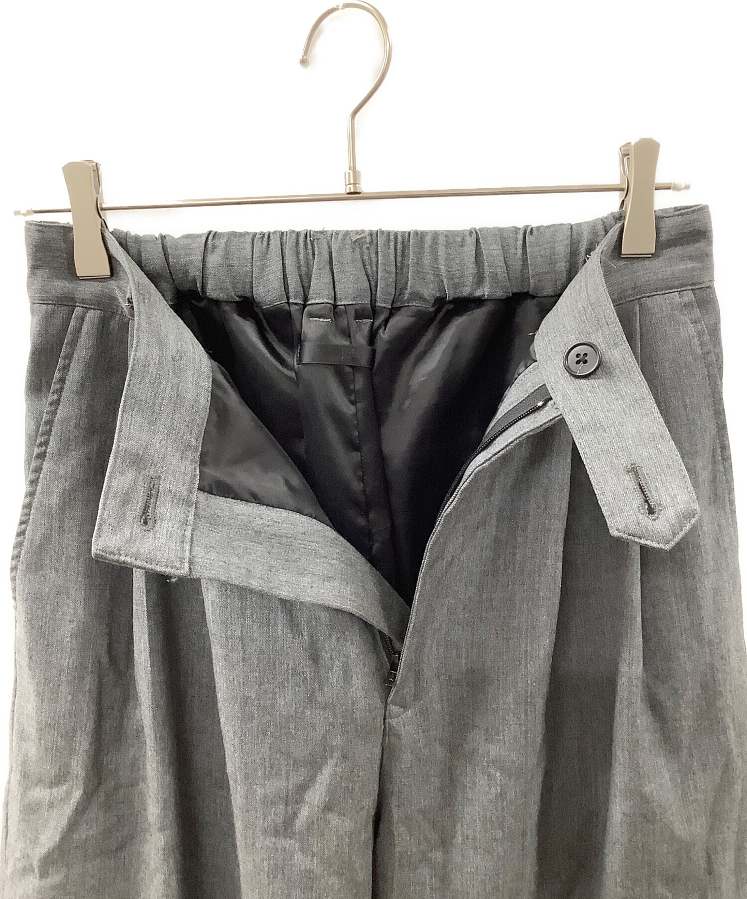 中古・古着通販】juha (ユハ) 2TUCK WIDE EASY PANTS グレー サイズ:3