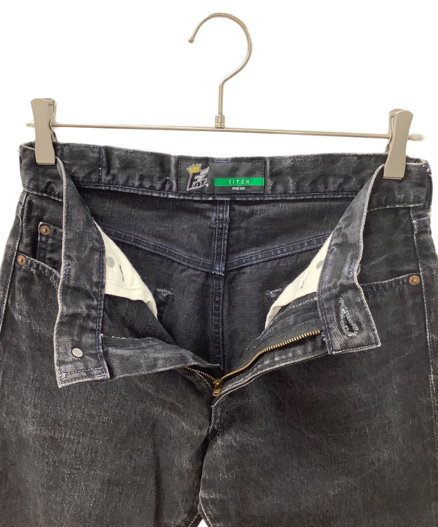 中古・古着通販】FAT (エフエーティー) デニムパンツ ブラック サイズ 
