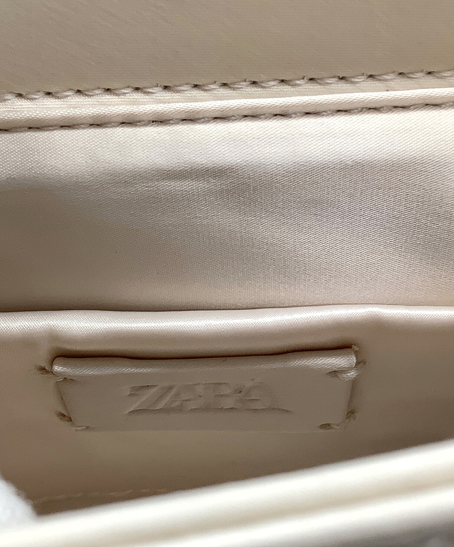 中古・古着通販】ZARA (ザラ) サテン風フェイクパールバッグ