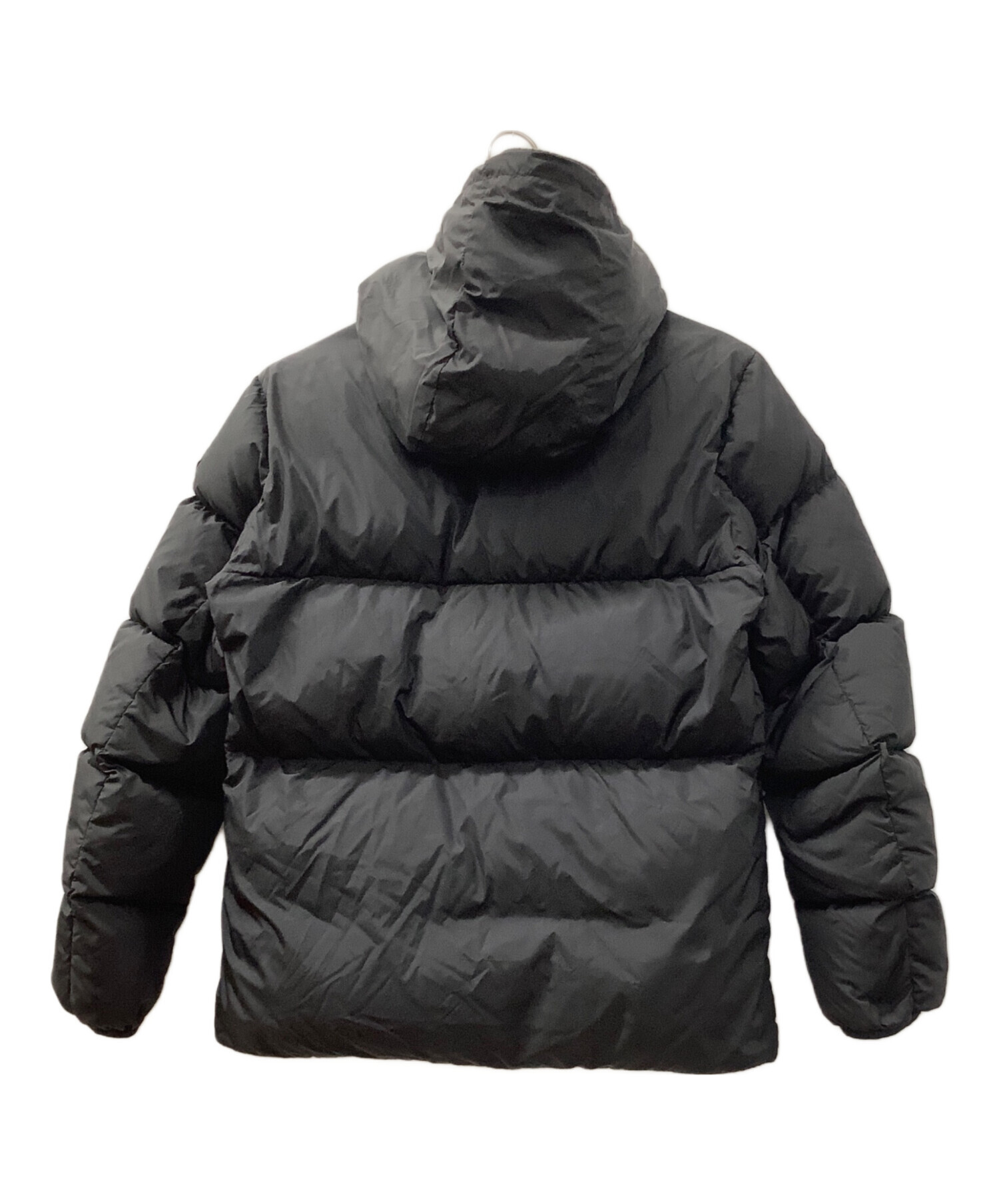 【新品未使用】MONCLER Beid ナイロンジャケット TG5　紺色 XXL 新品未使用品】MONCLER Beid ナイロンジャケット TG5 紺 2XL - メルカリ