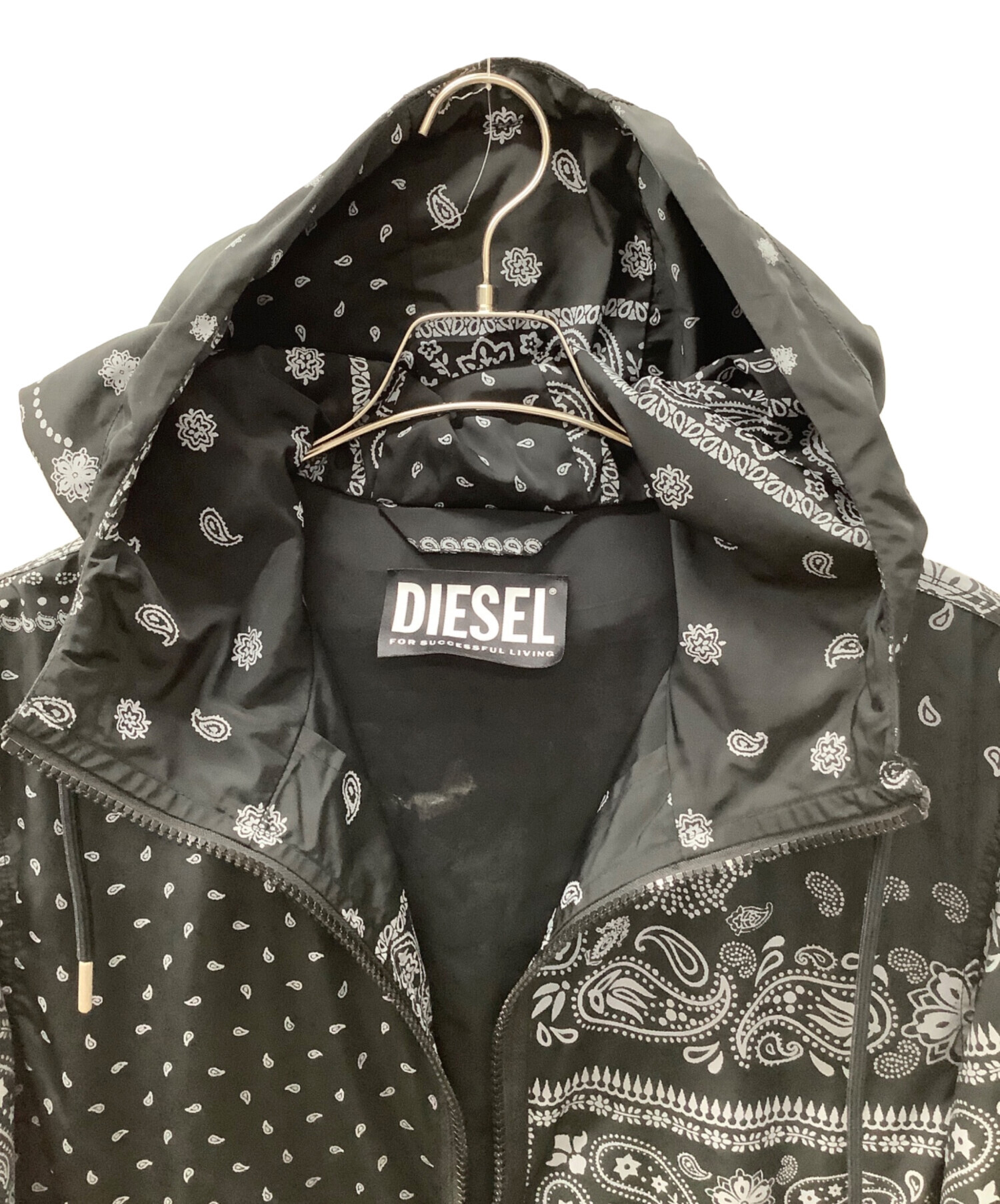 DIESEL / GR8 rogic ペイズリー ナイロンジャケット　Mサイズ DIESEL / GR8 rogic ペイズリー ナイロンジャケット Mサイズ