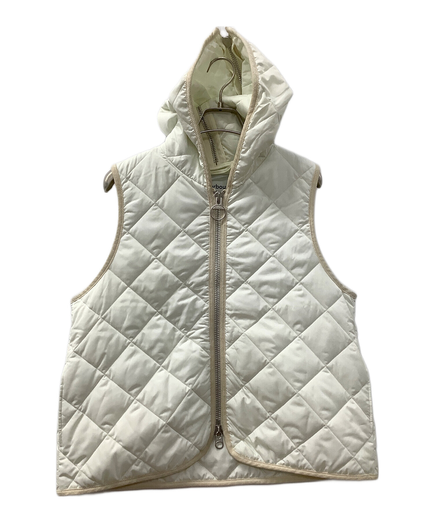 週末セール最終価格【新品未使用】Barbour キルティングベスト サイズ40 中古・古着通販】Barbour (バブアー) キルティング フード付きベスト