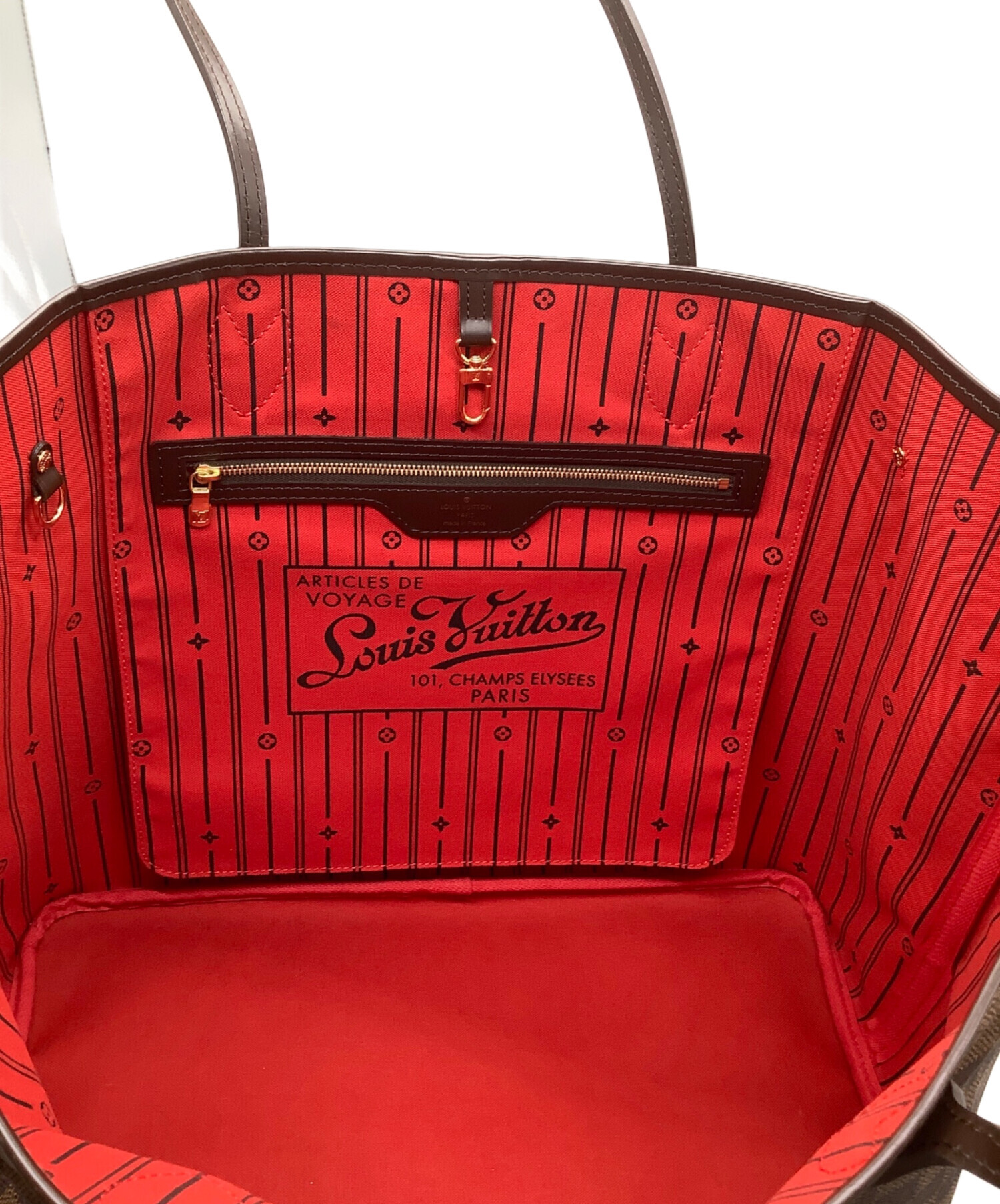 Louis Vuitton レザー タグ 赤 Louis Vuitton Taiga Taigarama Fiery Red Monogram Logo Pocket