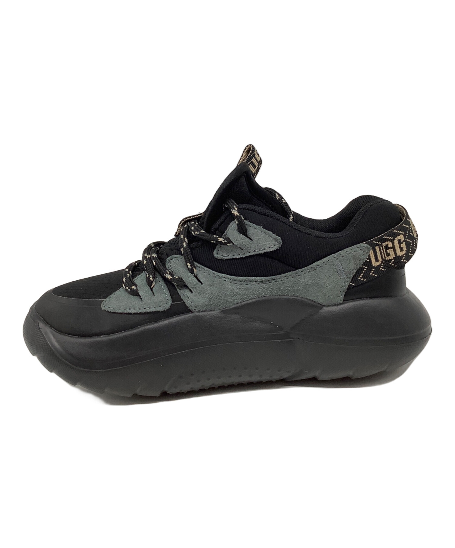 UGG W LA ALTO LACE OUTDOOR スニーカー 中古・古着通販】UGG (アグ) LA Alto Lace Outdoor ブラック サイズ