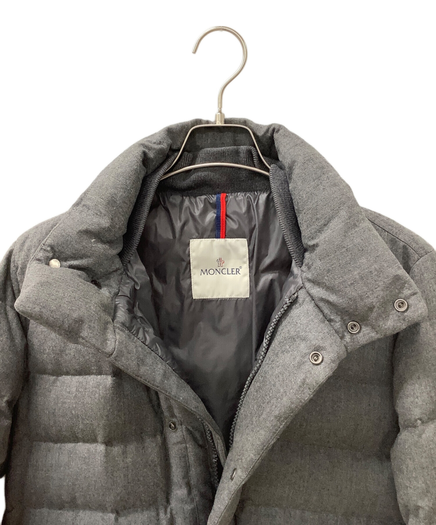 中古・古着通販】MONCLER (モンクレール) AMBROISE ダウン 中古・古着通販】MONCLER (モンクレール) AMBROISE ダウン