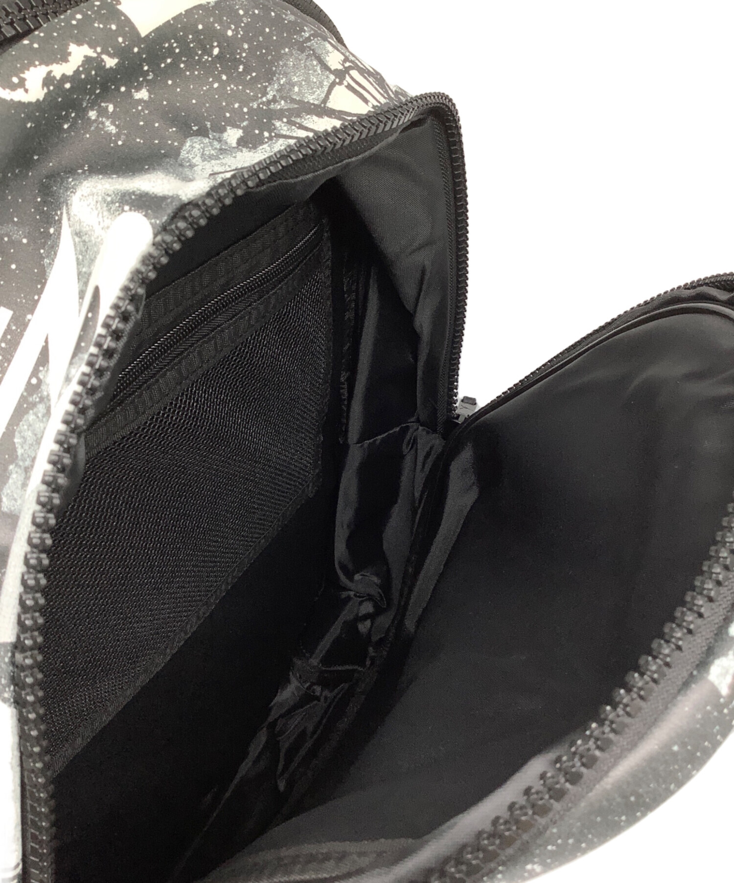 ジョーダン★ボロー グラフィック バックパック★リュック　美品 中古・古着通販】JORDAN (ジョーダン) ジョーダン ボロー グラフィック