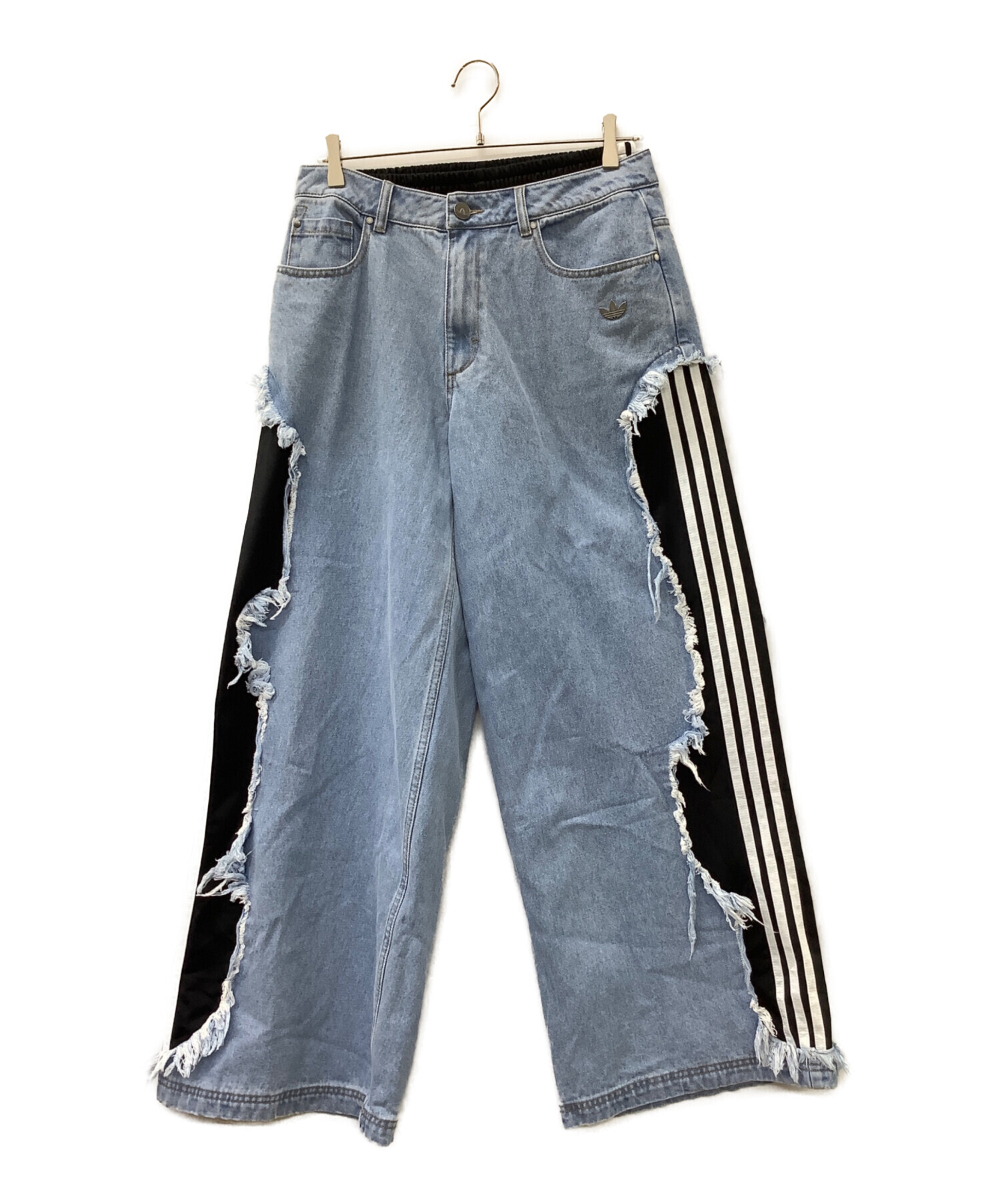 アディダスオリジナルス ダメージデニム 新品 中古・古着通販】adidas Originals (アディダスオリジナル) Adilenium