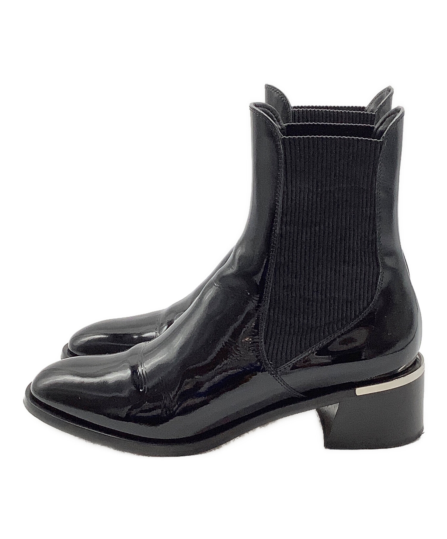 JIMMY CHOO ブラック サイドゴアブーツ 中古・古着通販】JIMMY CHOO (ジミーチュウ) サイドゴアブーツ