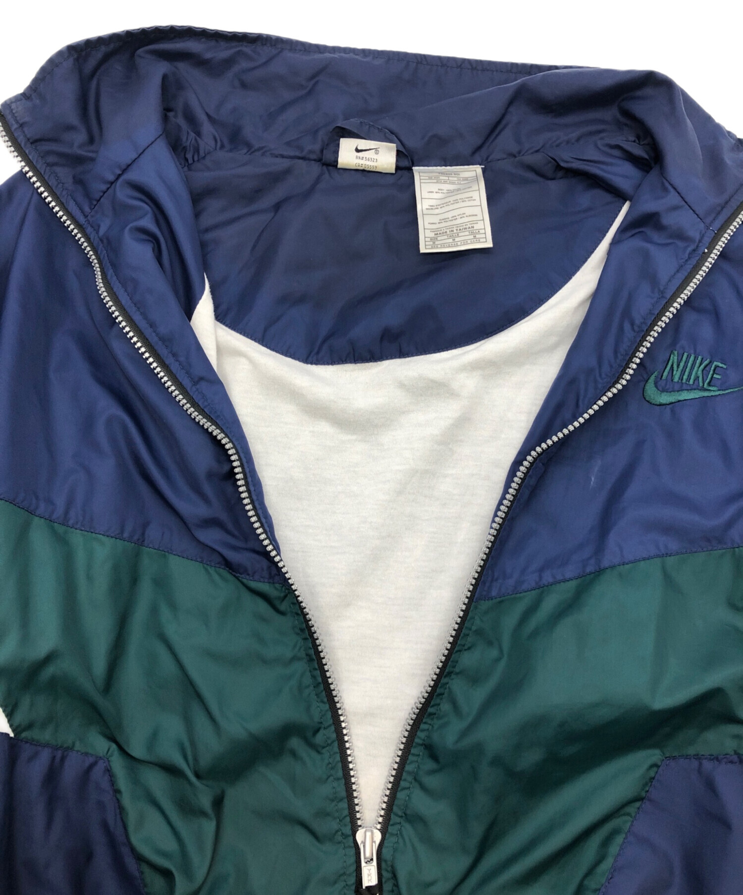 中古・古着通販】NIKE (ナイキ) ナイロンジャケット グリーン×ネイビー