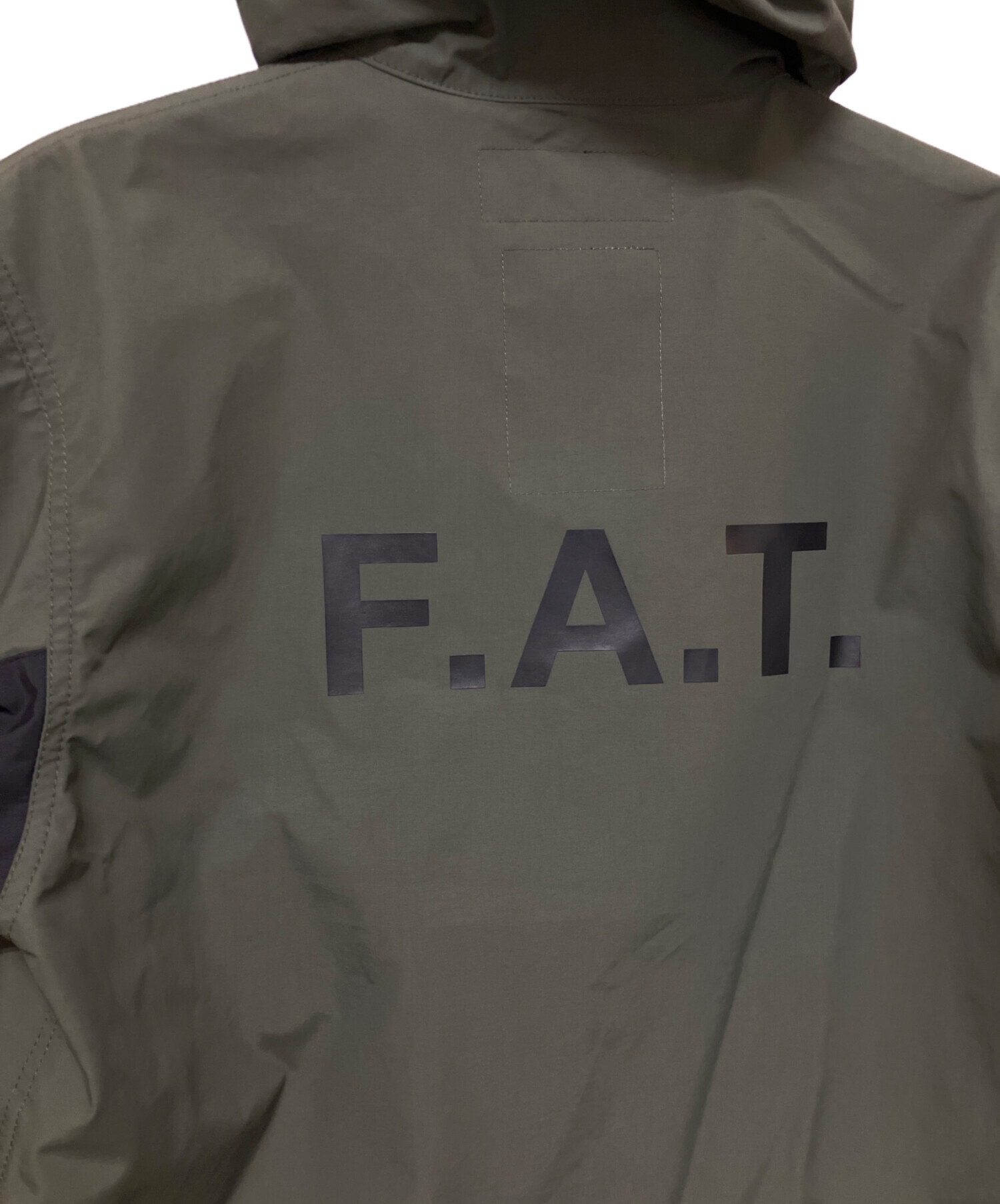 中古・古着通販】FAT (エフエーティー) マウンテンパーカー グリーン 