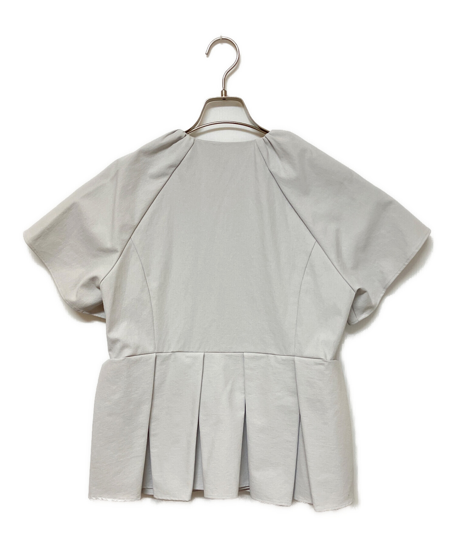 中古・古着通販】Sono (ソーノ) 半袖ブラウス グレー サイズ:SIZE 1 未 