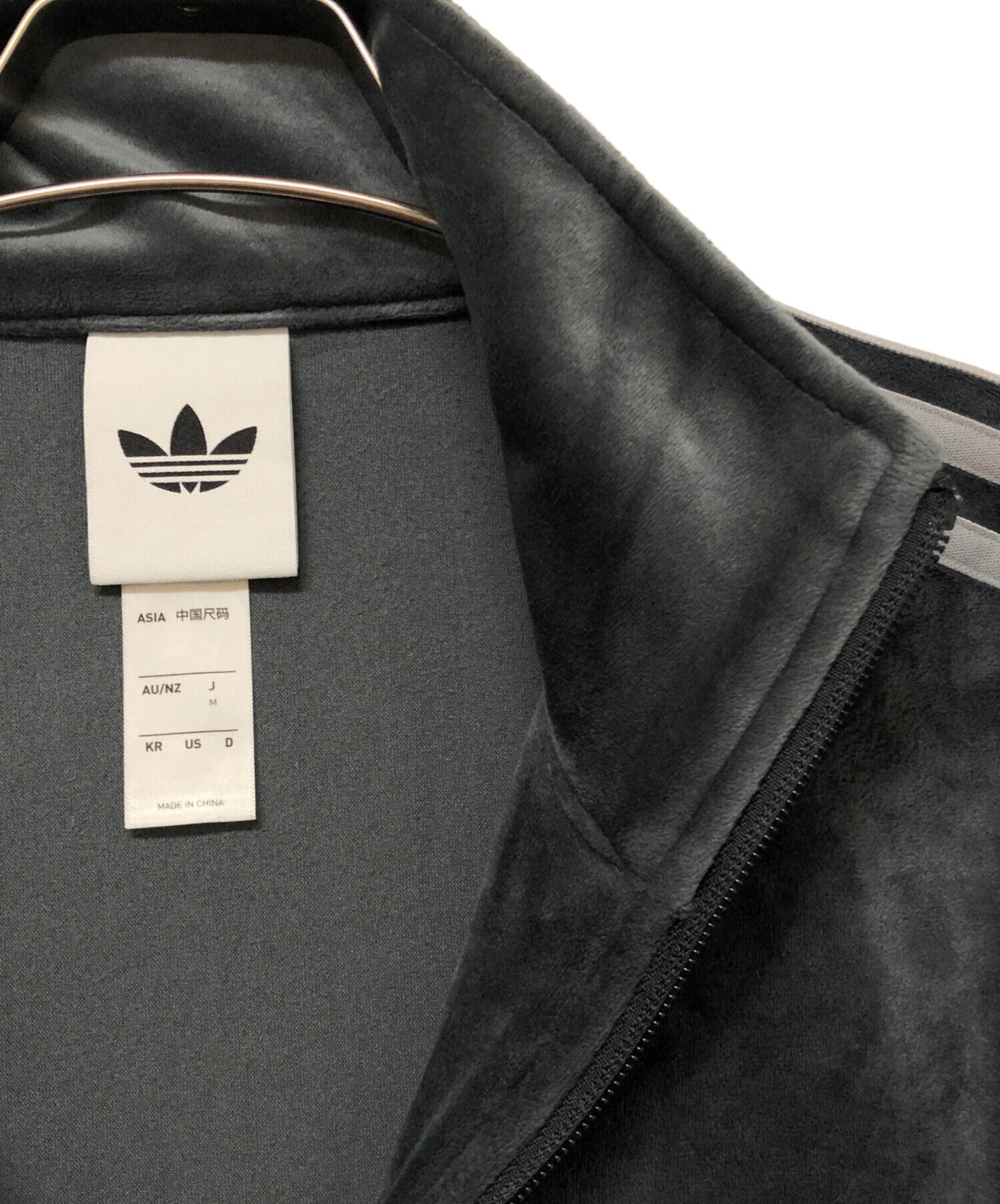 中古・古着通販】adidas (アディダス) トラックジャケット グレー