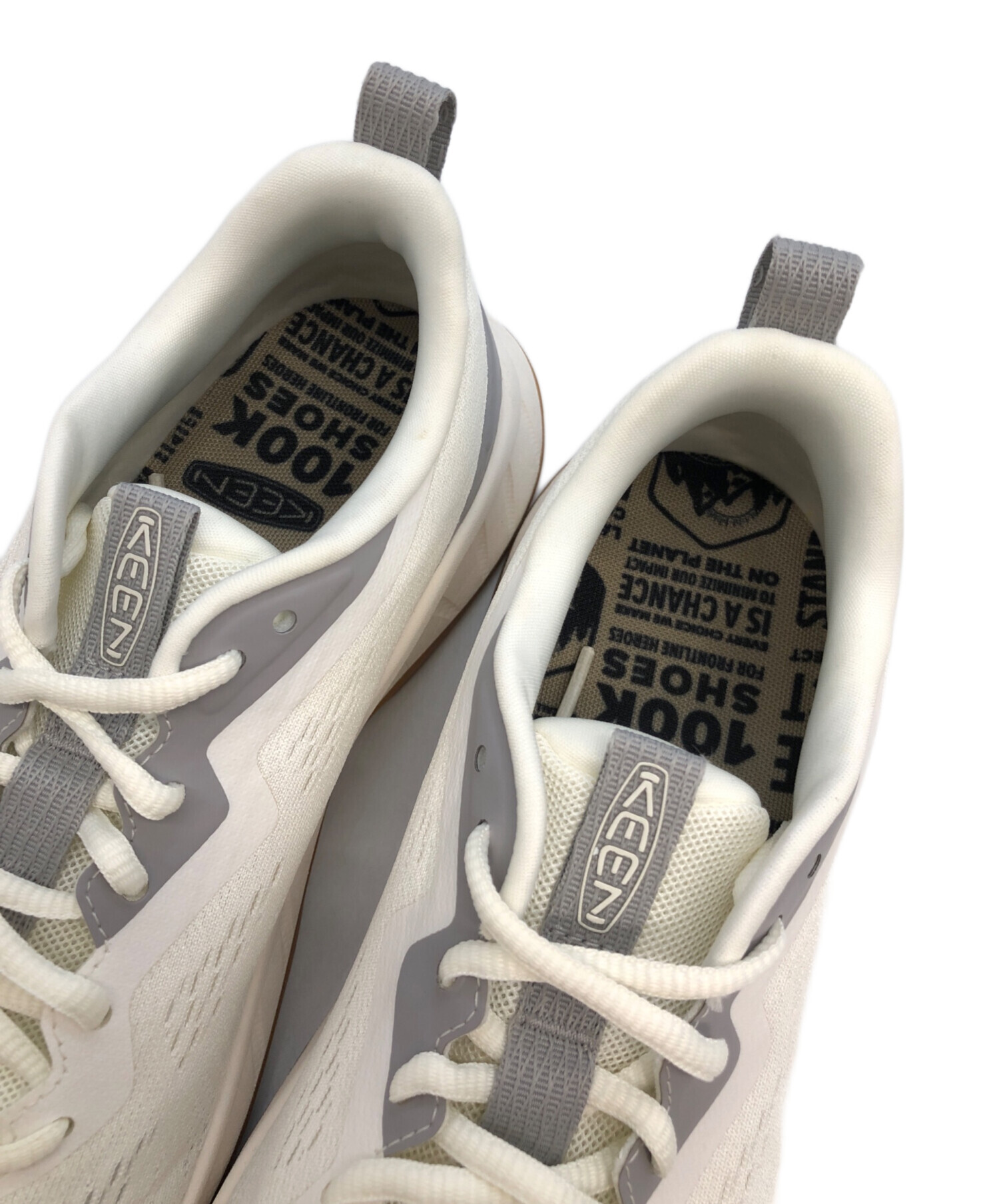 中古・古着通販】KEEN (キーン) スニーカー ホワイト×グレー サイズ
