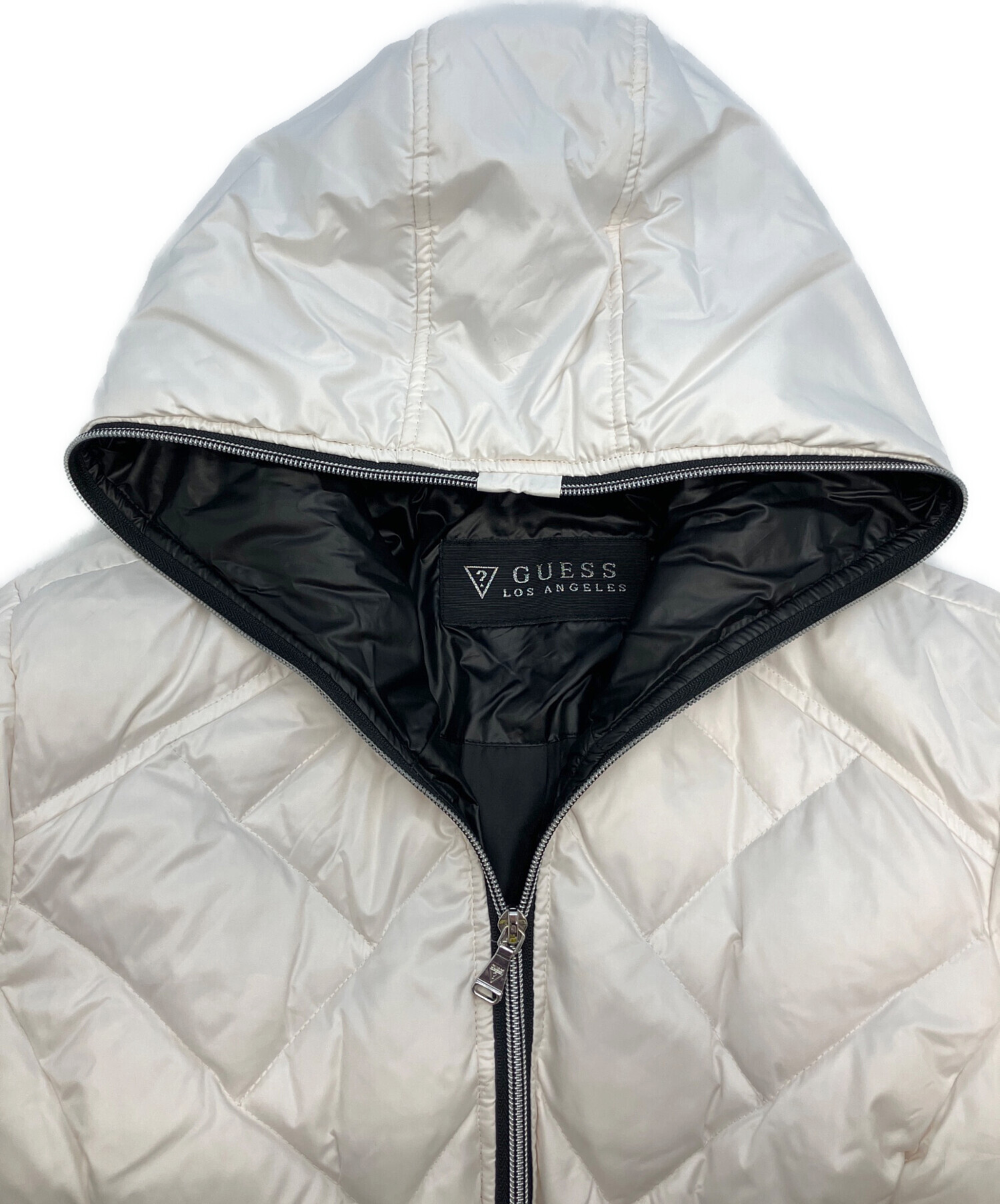 中古・古着通販】GUESS (ゲス) ダウンジャケット ホワイト サイズ:L