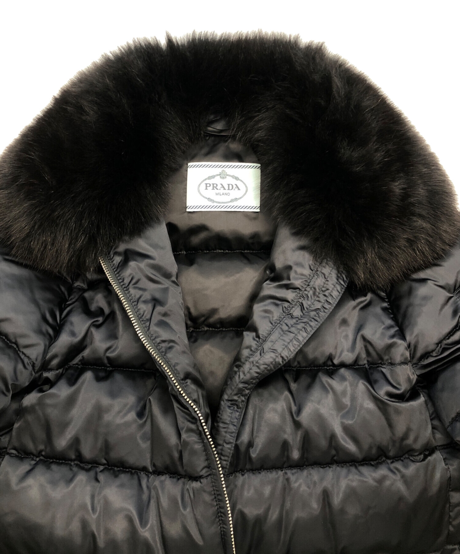 PRADA プラダ ジャケット 44 R ブラック 美品 中古・古着通販】PRADA (プラダ) ダウンジャケット ブラック サイズ