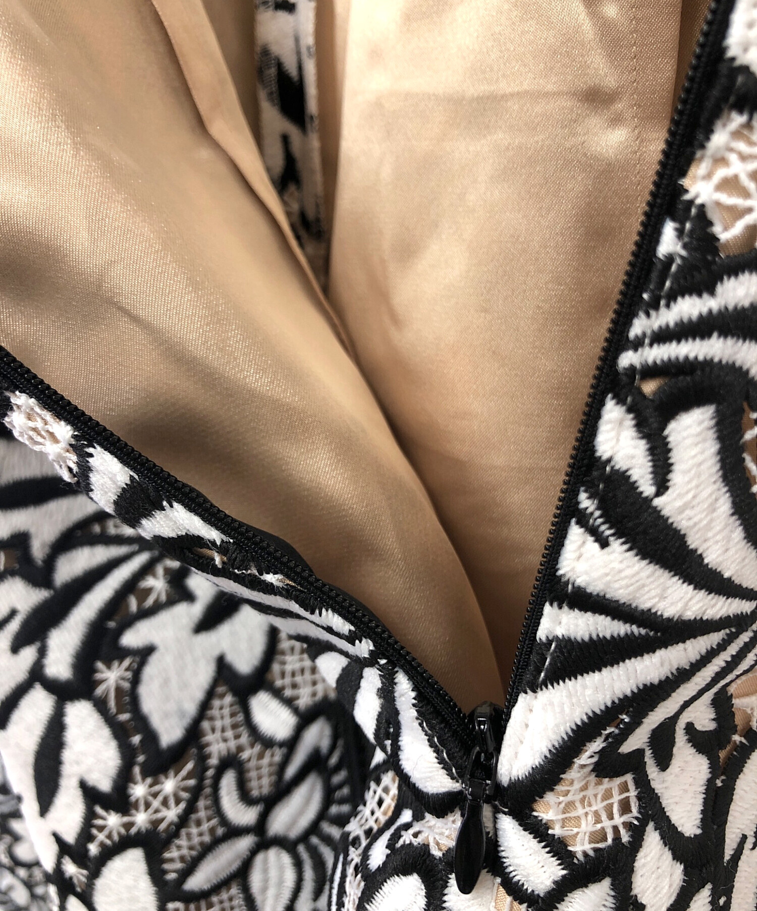 中古・古着通販】FRAY ID (フレイ アイディー) ケミカルレースロング