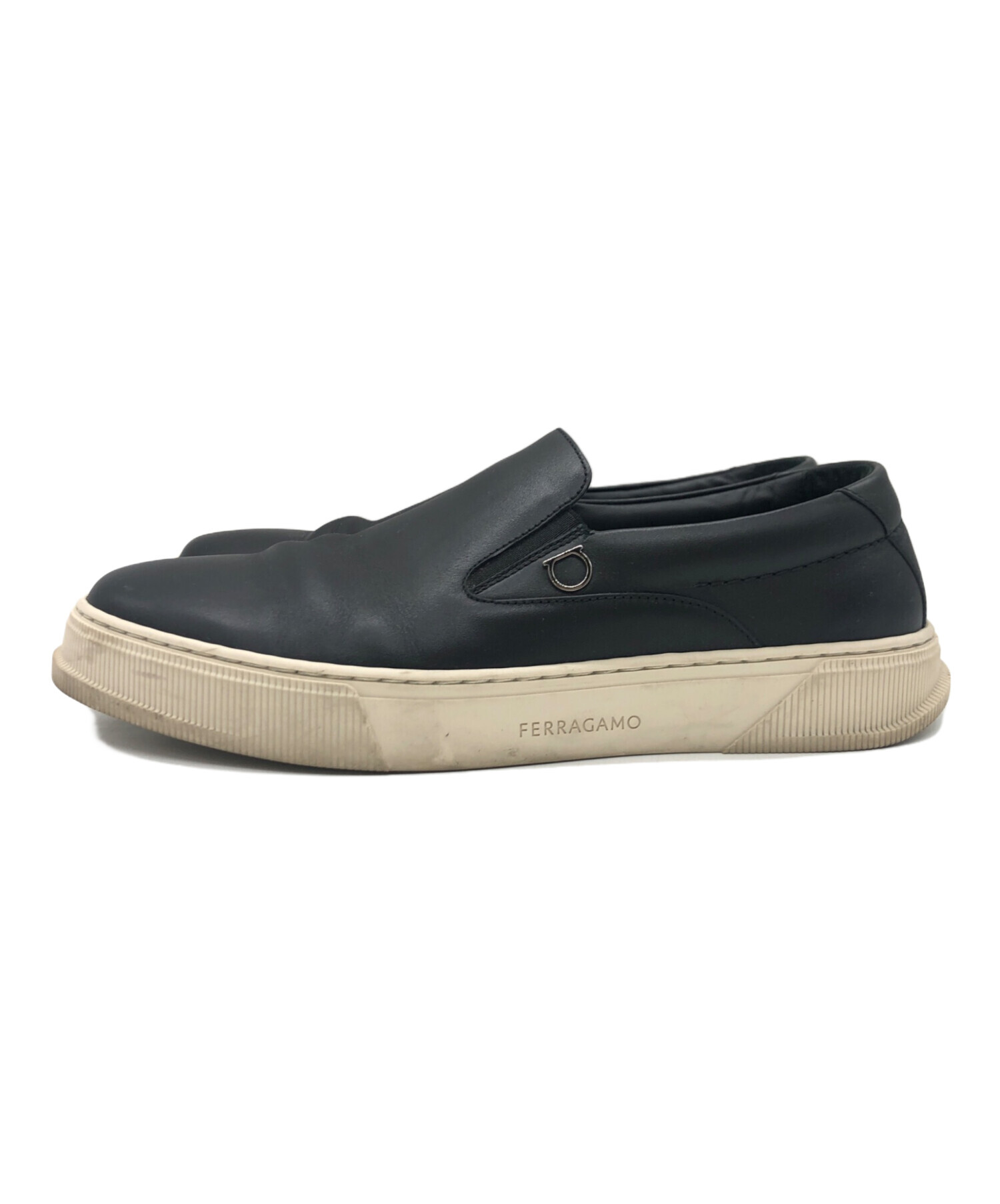中古・古着通販】Ferragamo (フェラガモ) スリッポン ブラック サイズ