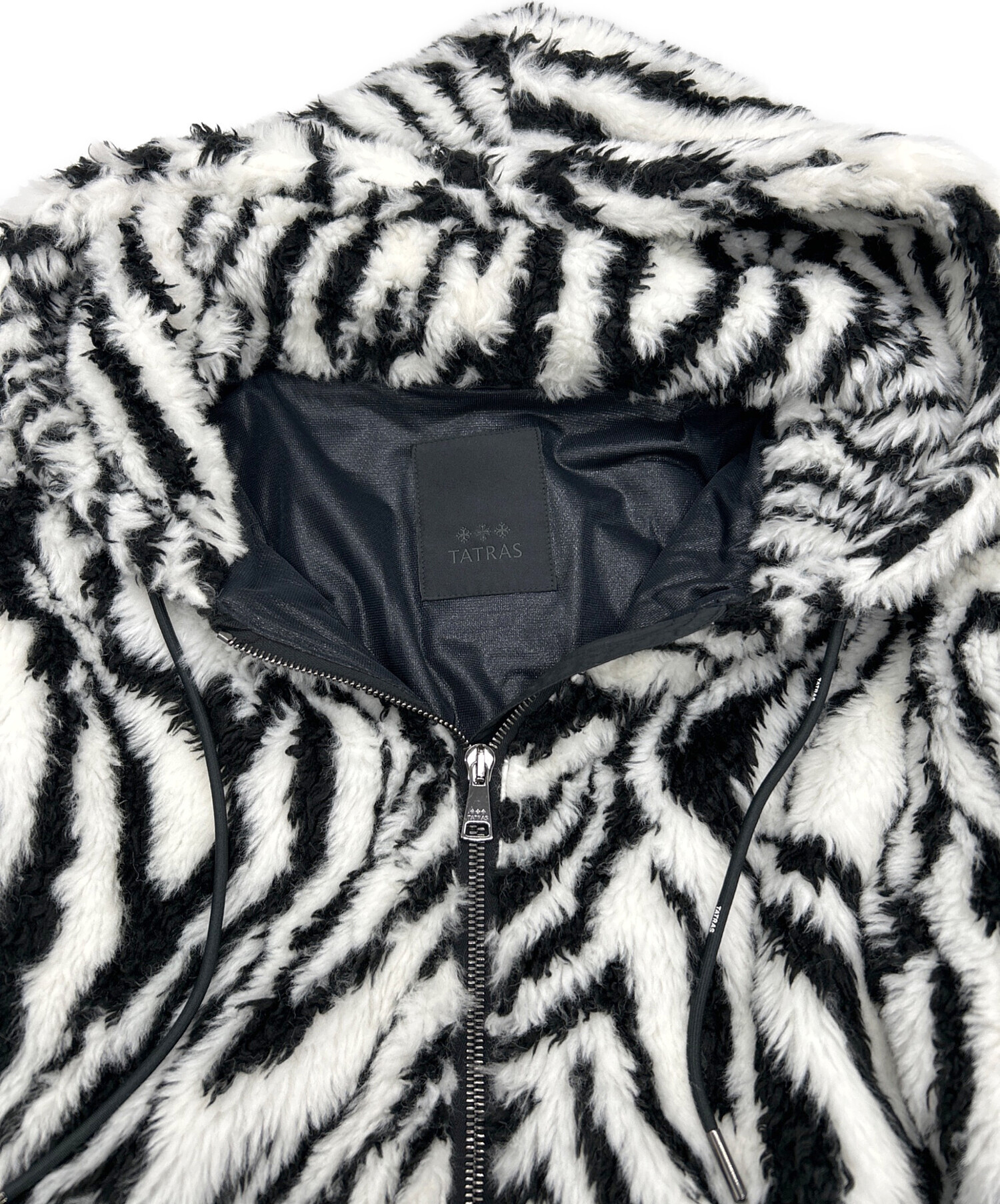 中古・古着通販】TATRAS (タトラス) フードボアブルゾン ホワイト