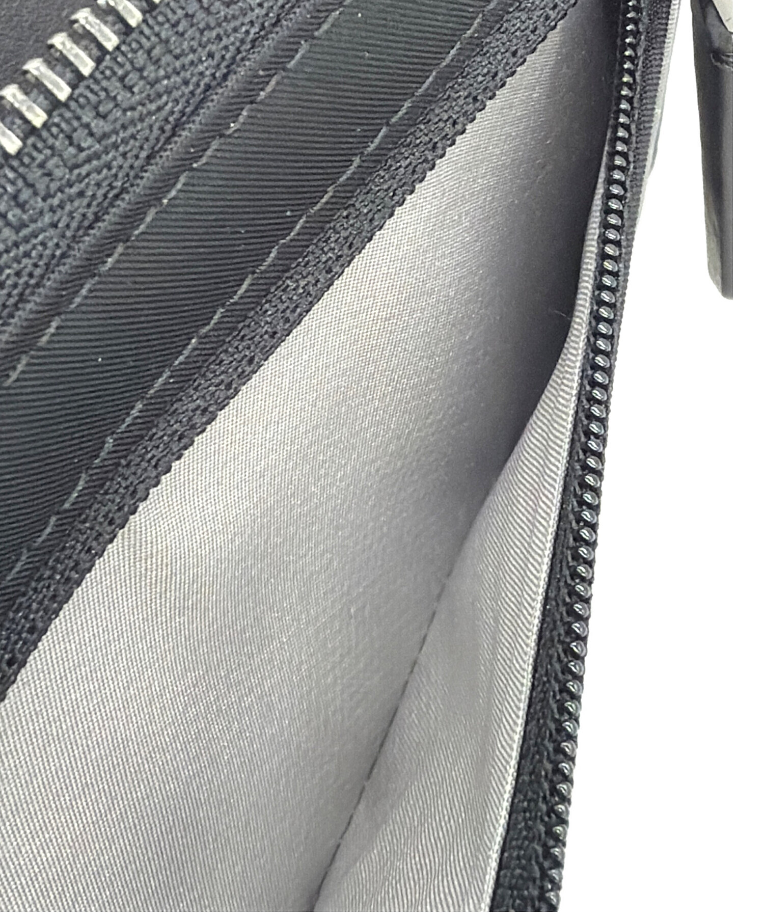 中古・古着通販】TUMI (トゥミ) パスポートケース ブラック｜ブランド