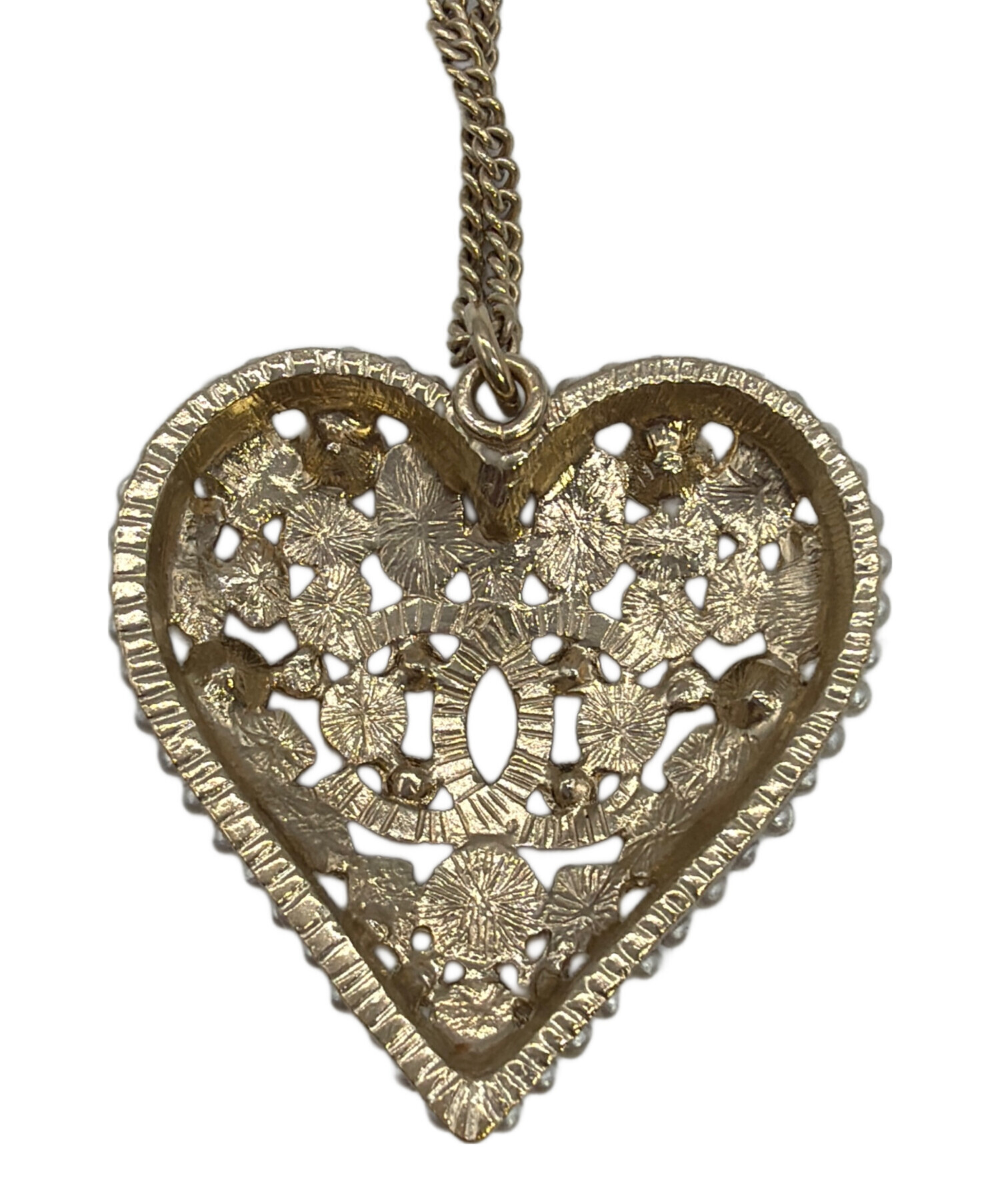 シャネルCHANEL ヴィンテージチャームネックレス！ 現品1点のみです！！ CHANEL ヴィンテージ チャーム ネックレス ゴールド×ホワイト CCマーク