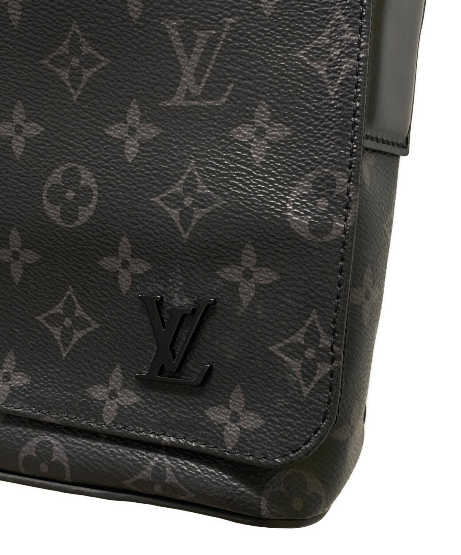 Louis Vuitton ブラック ショルダーバッグ 中古・古着通販】LOUIS VUITTON (ルイ ヴィトン) ショルダーバッグ
