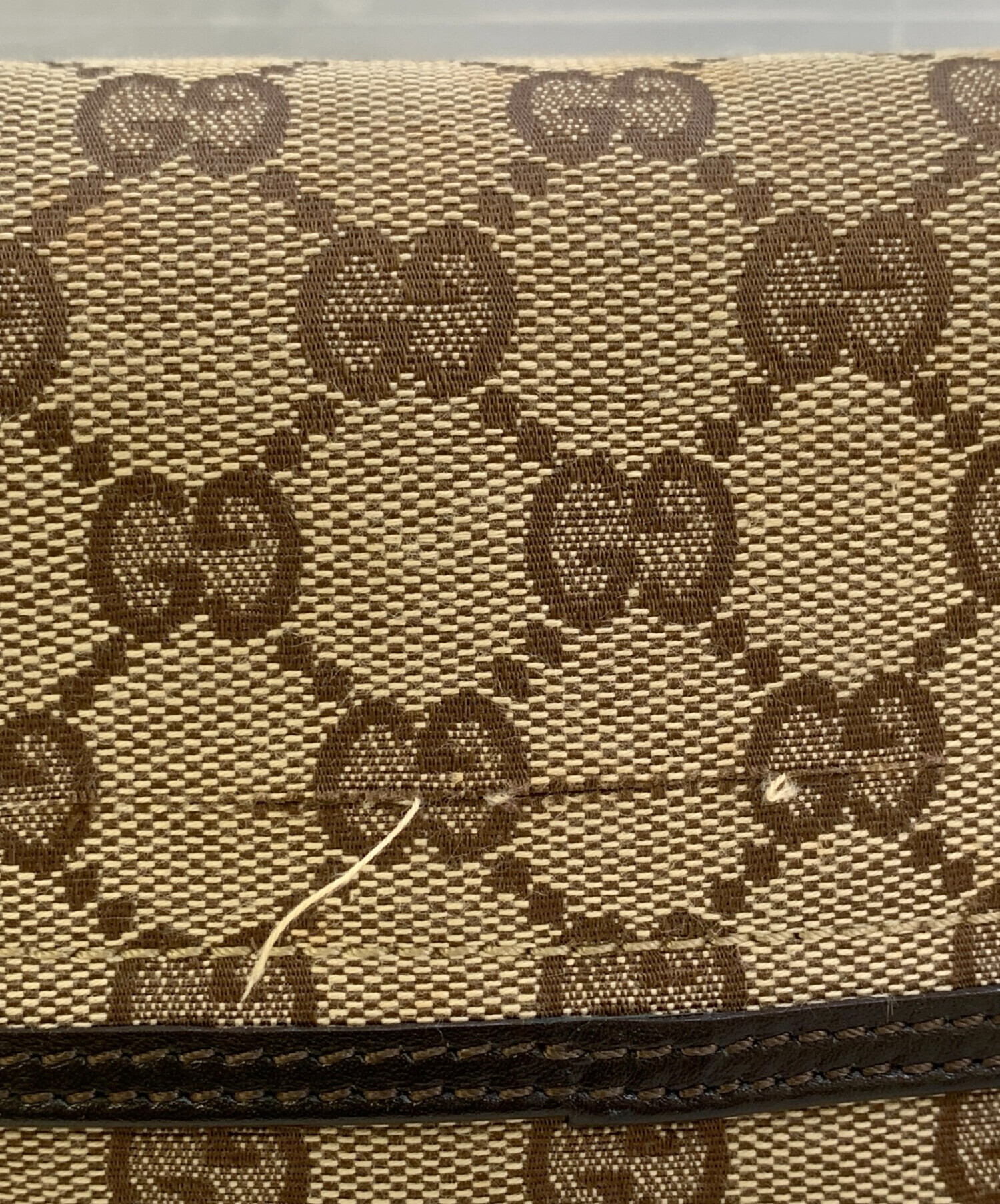 GUCCI GGロゴ ベージュ【新品未使用】 GUCCI グッチ 財布 二つ折り長財布 チェーンウォレット