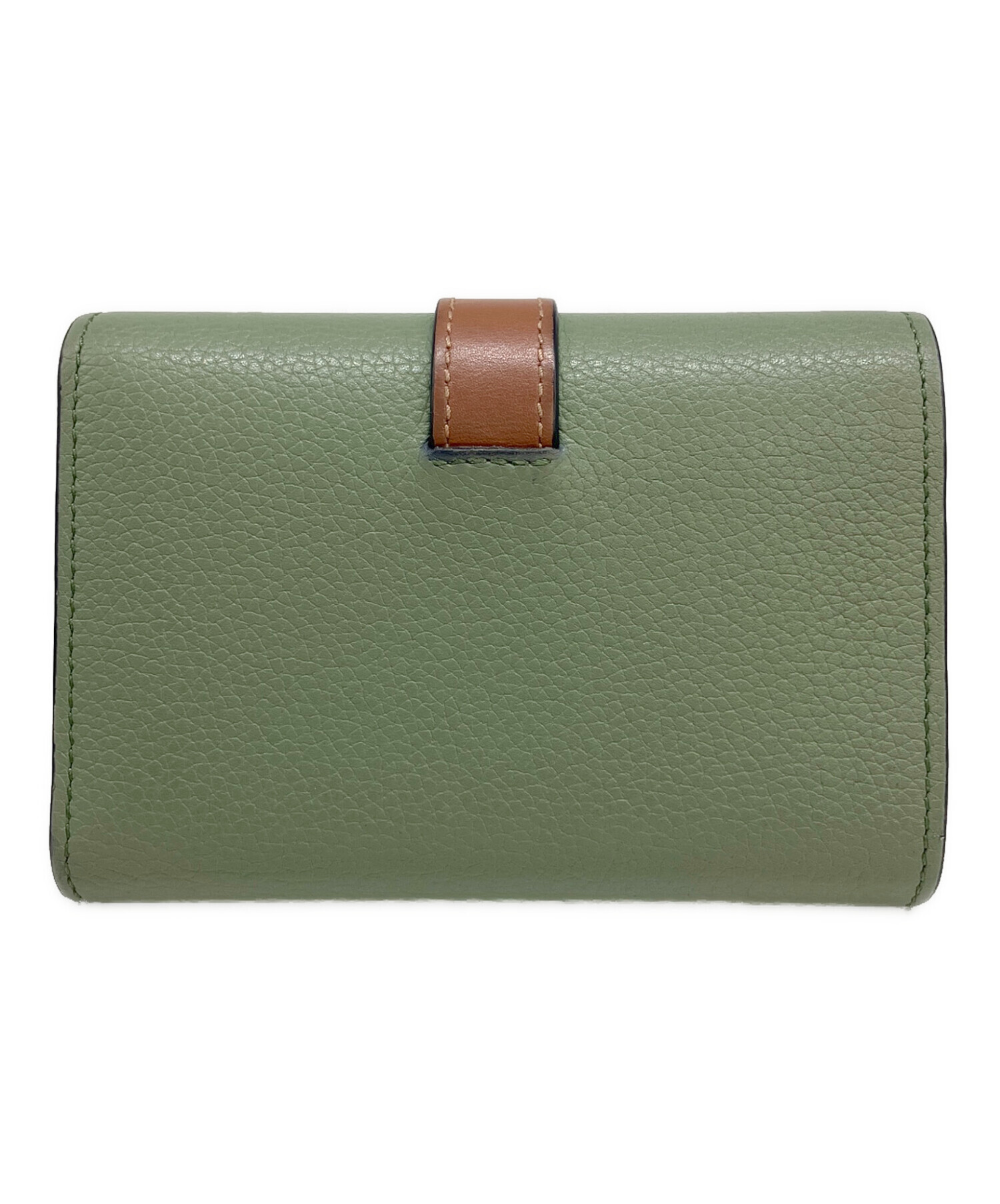 ロエベ 三つ折財布 グリーン 中古・古着通販】LOEWE (ロエベ) 3つ折り財布 グリーン｜ブランド