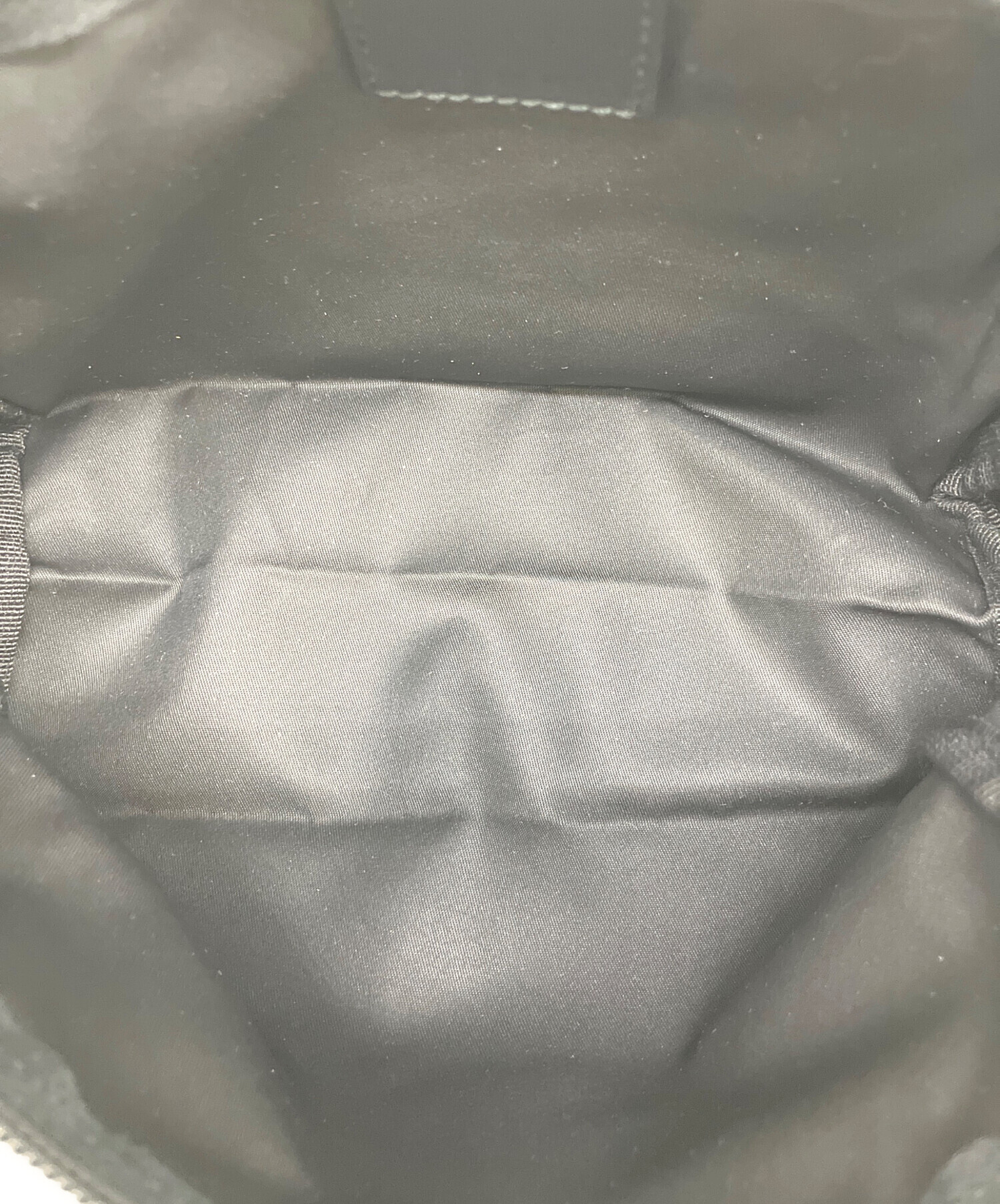 中古・古着通販】PRADA (プラダ) ナイロンポーチ ブラック|ブランド 中古・古着通販】PRADA (プラダ) ナイロンポーチ ブラック|ブランド