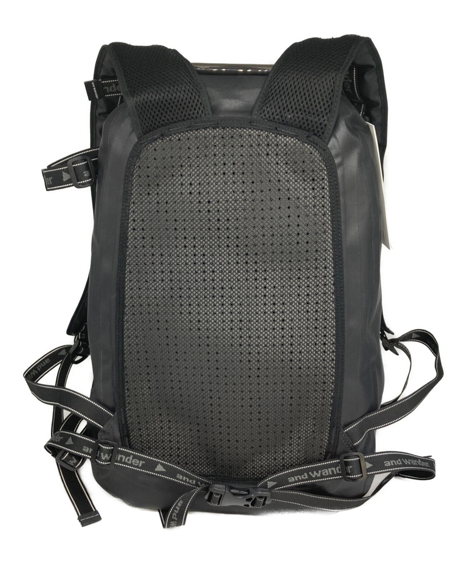 中古・古着通販】and wander (アンドワンダー) Waterproof Daypack