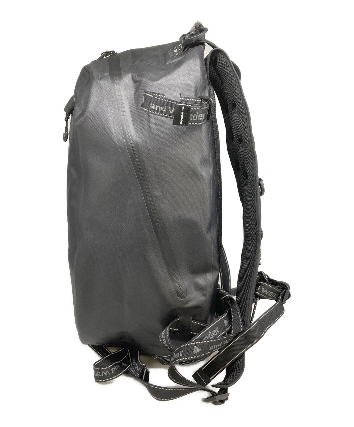 中古・古着通販】and wander (アンドワンダー) Waterproof Daypack