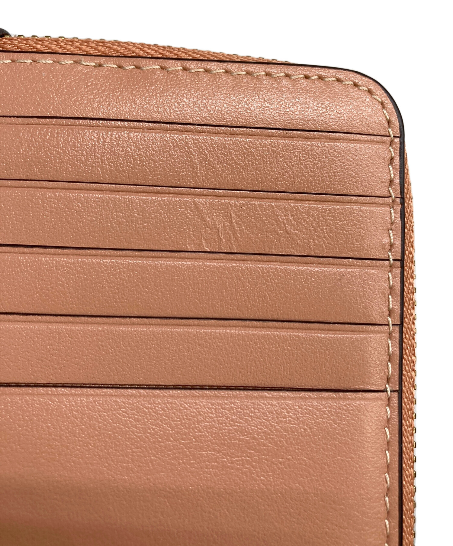 【新品・未使用】コーチ　カードケース　ベージュ&アイボリー 中古・古着通販】COACH (コーチ) カードケース ベージュ｜ブランド