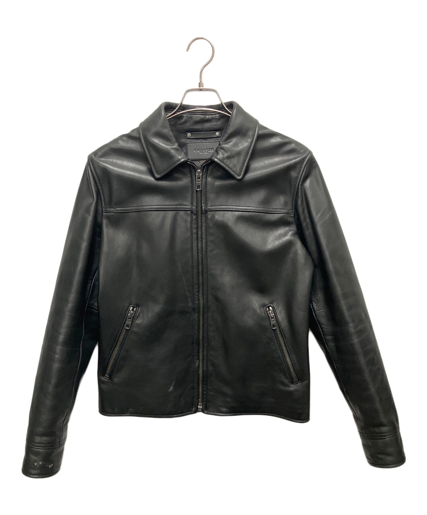 【匿名発送】COACH シングルライダースジャケット　Mサイズ　ジャケット 中古・古着通販】COACH (コーチ) シングルライダースジャケット F85841