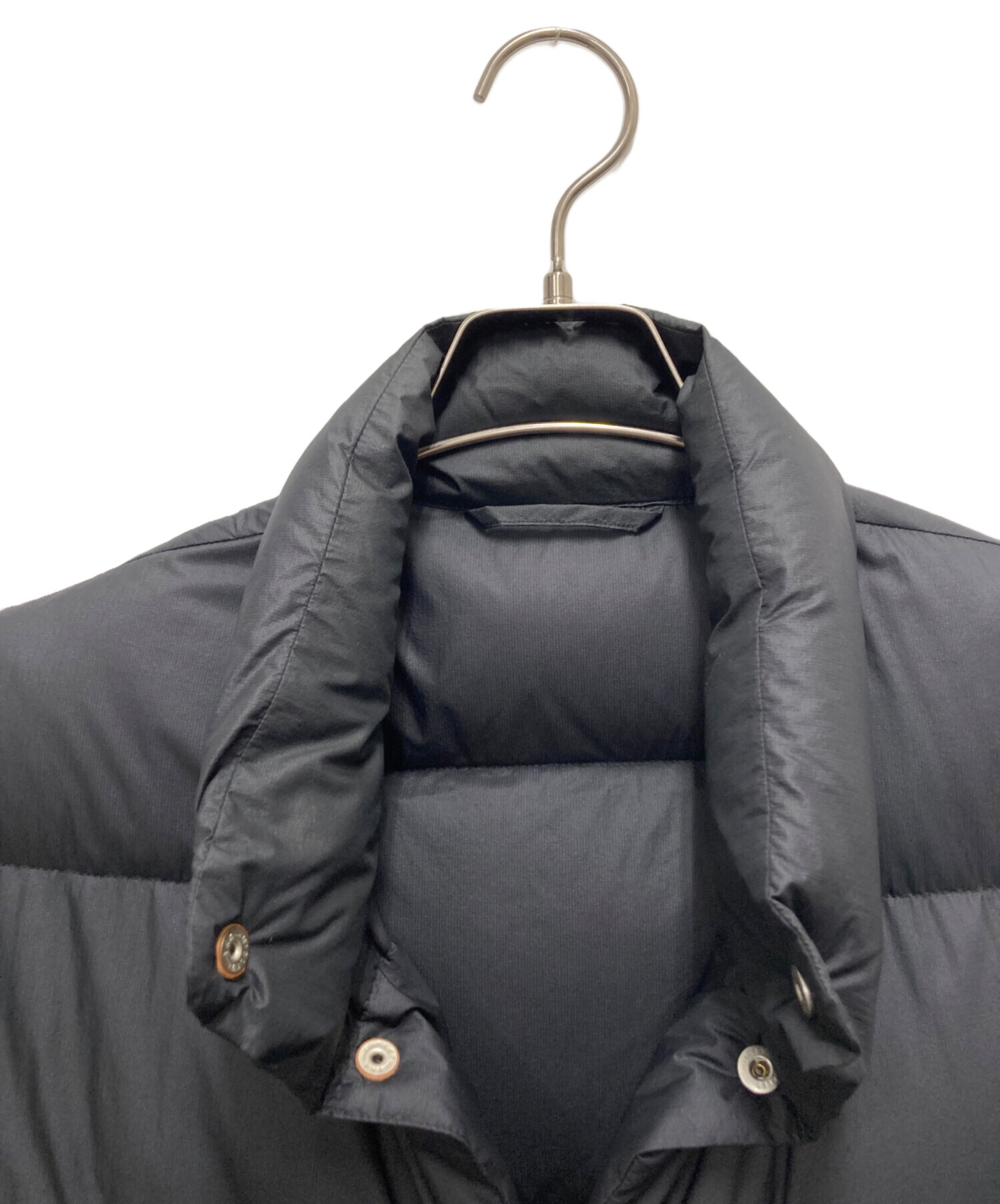 中古・古着通販】COMOLI (コモリ) ダウンベスト ブラック サイズ:SIZE