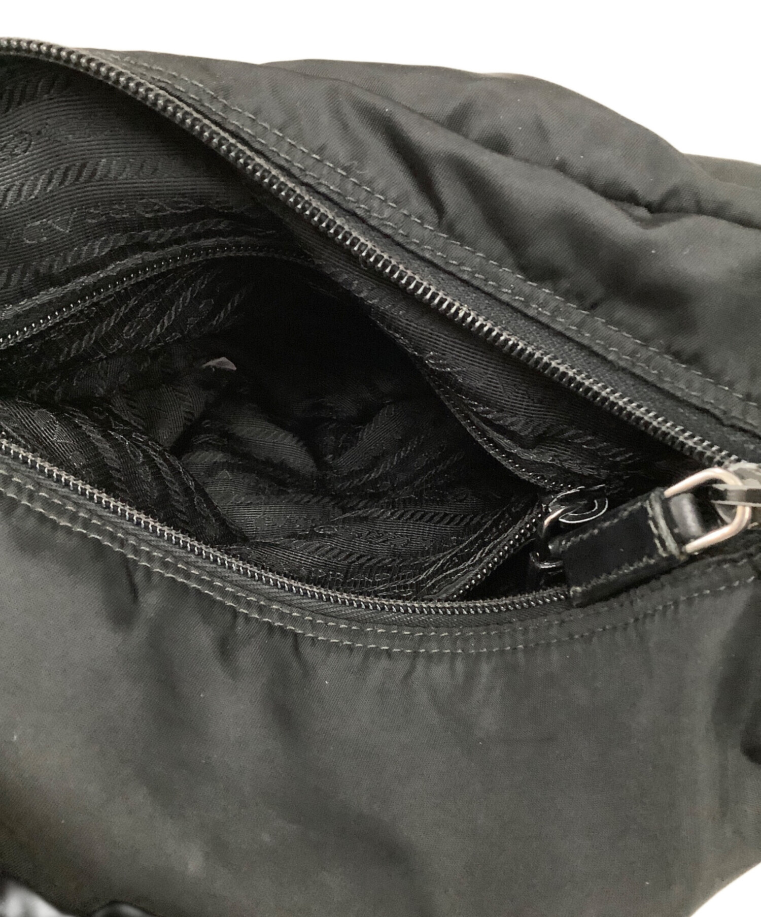 PRADA / プラダ ■ショルダーバッグ テスート ブラック 【バッグ/バック/BAG/鞄/カバン】 ブランド【中古】 [0990015073] プラダ PRADA PRADA ショルダーバッグ 2VH113 DMP 9Z2 ポーチ付き